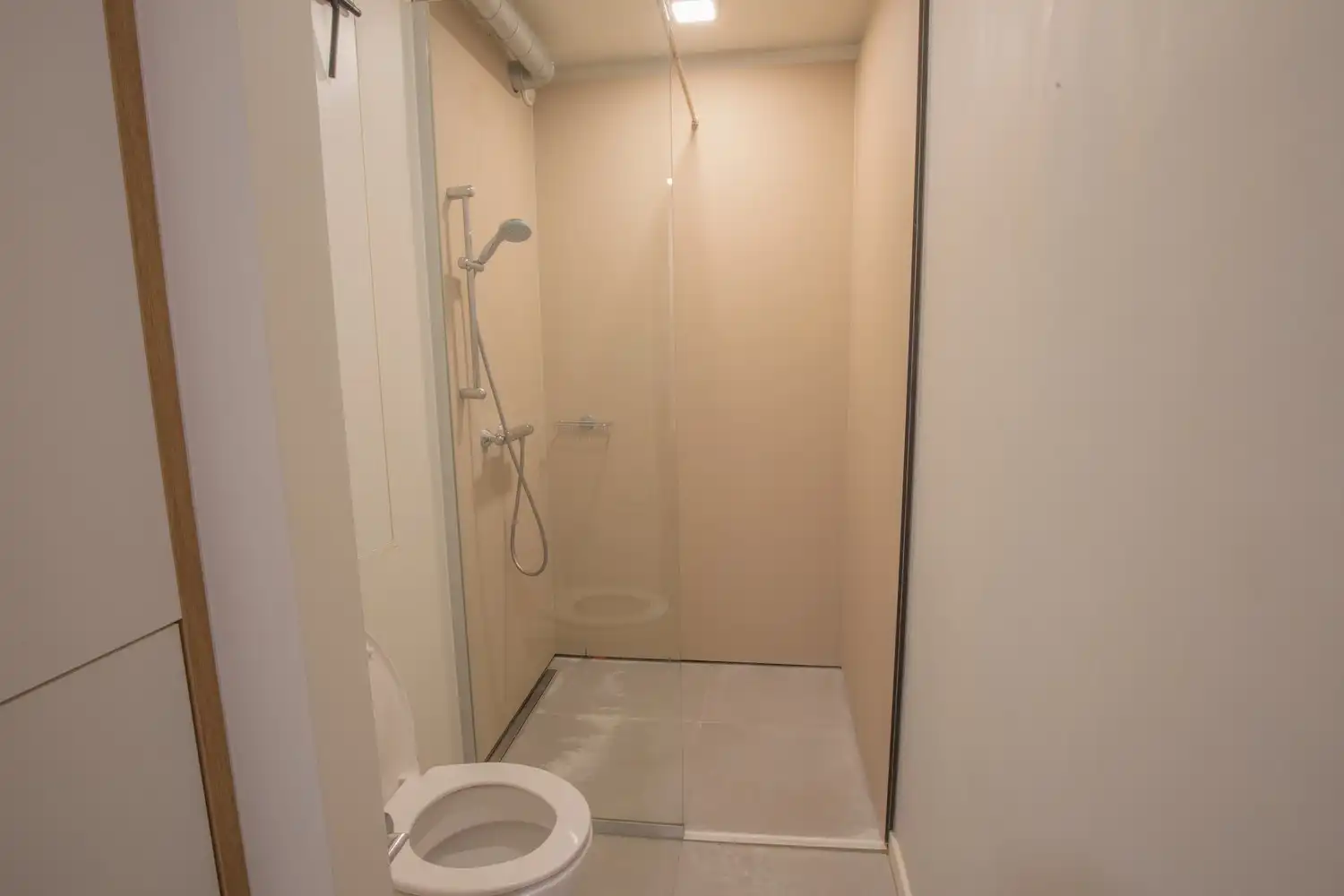 Moderne flat op wandelafstand van het station foto 5