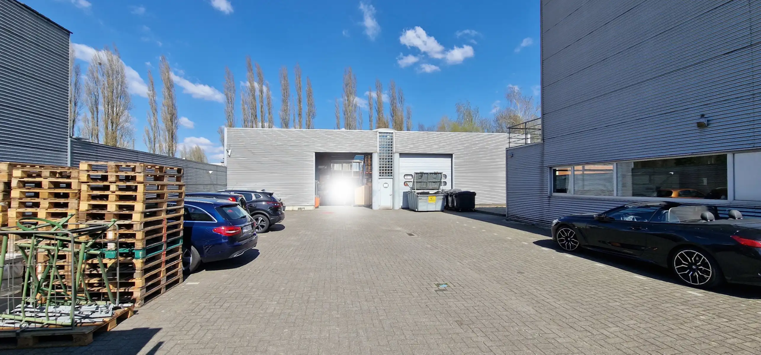 Grote magazijnruimte/atelier met kantoor te koop in Deurne  foto 50