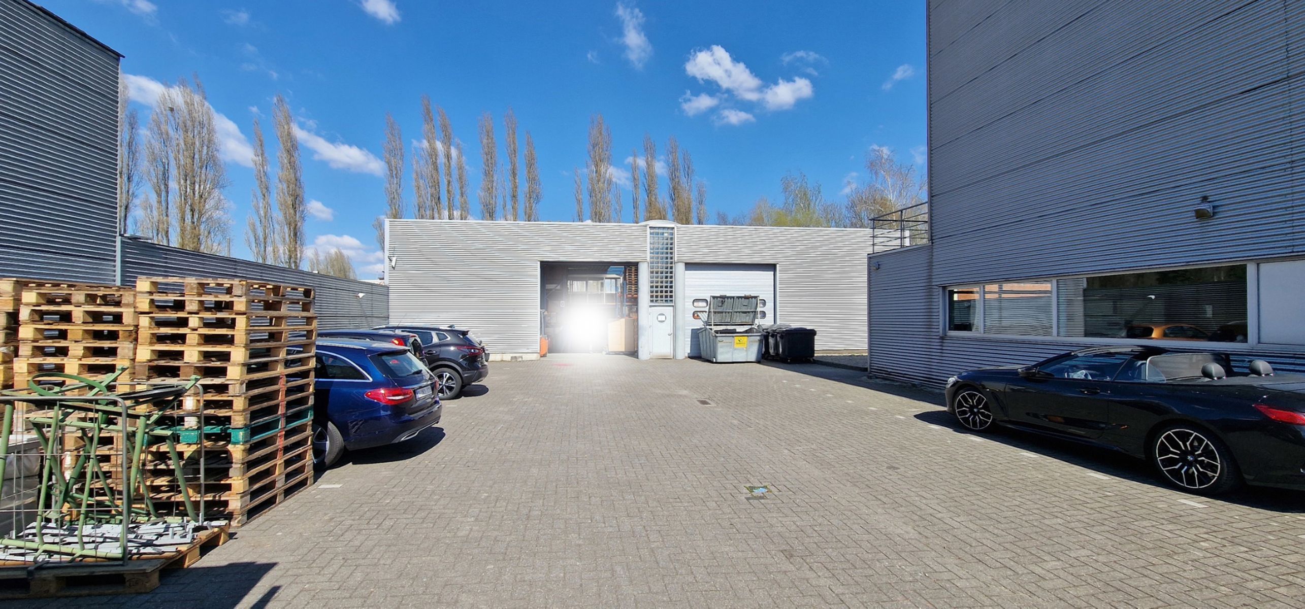 Grote magazijnruimte/atelier met kantoor te koop in Deurne  foto 50