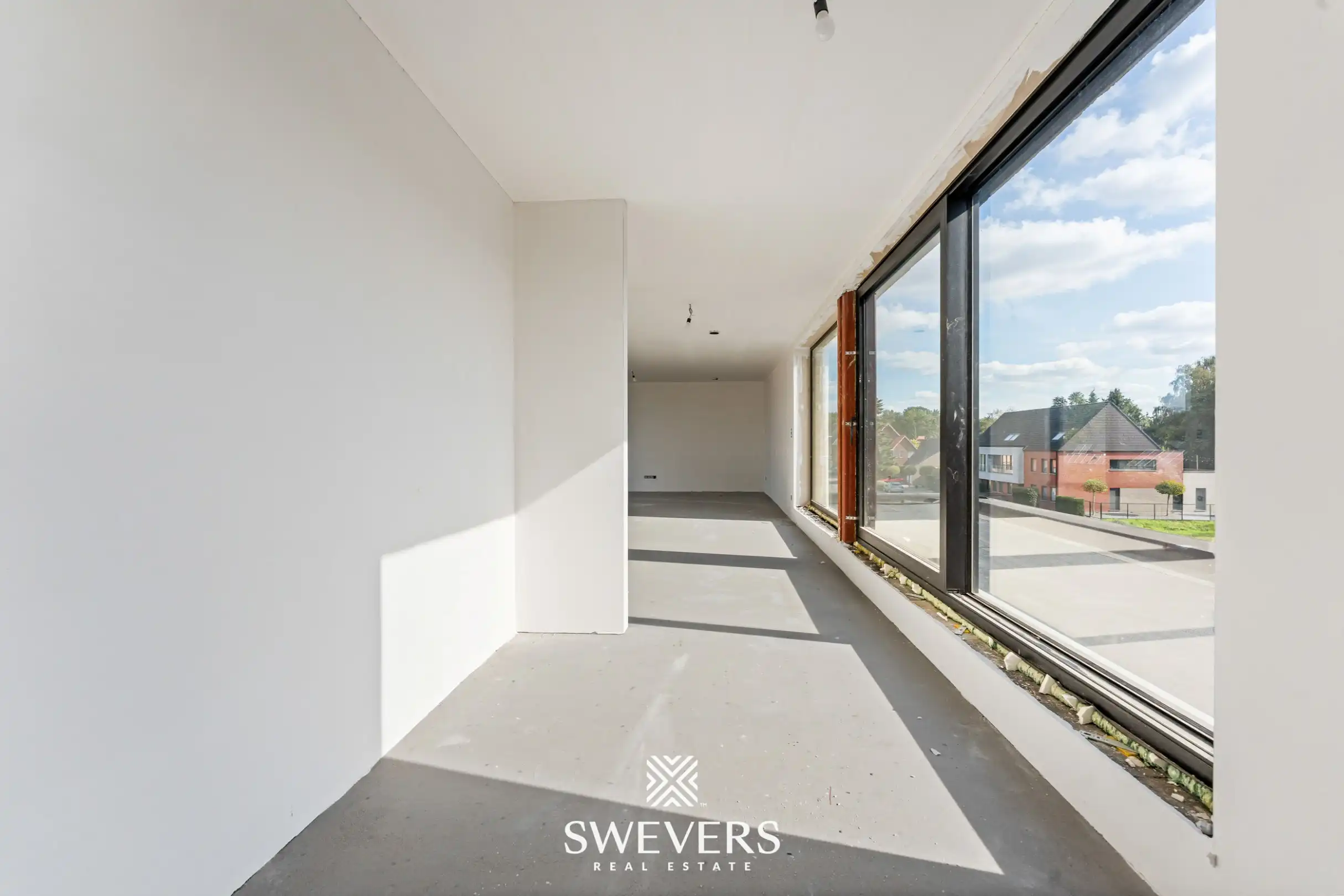 Penthouse met 2 slaapkamers, dressing en maar liefst 2 terrassen in Houthalen  foto 2