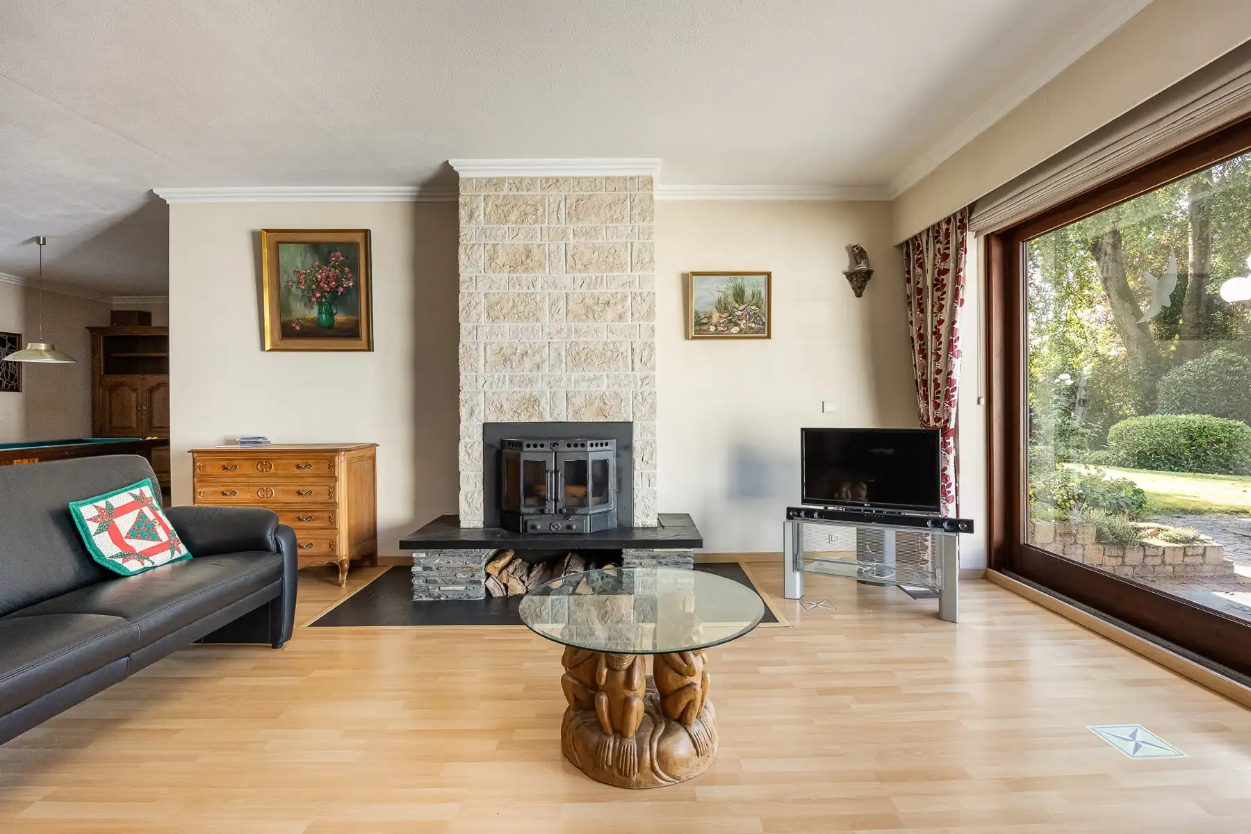 Te renoveren gelijkvloerse woning op ca. 1400 m² foto 6