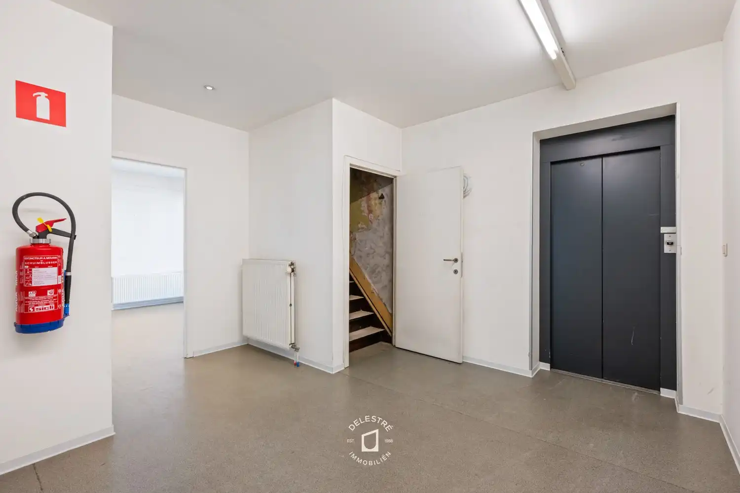 751 m² op A-locatie in Aalst – showroom, kantoor, retail of POTENTIEEL woonproject foto 20