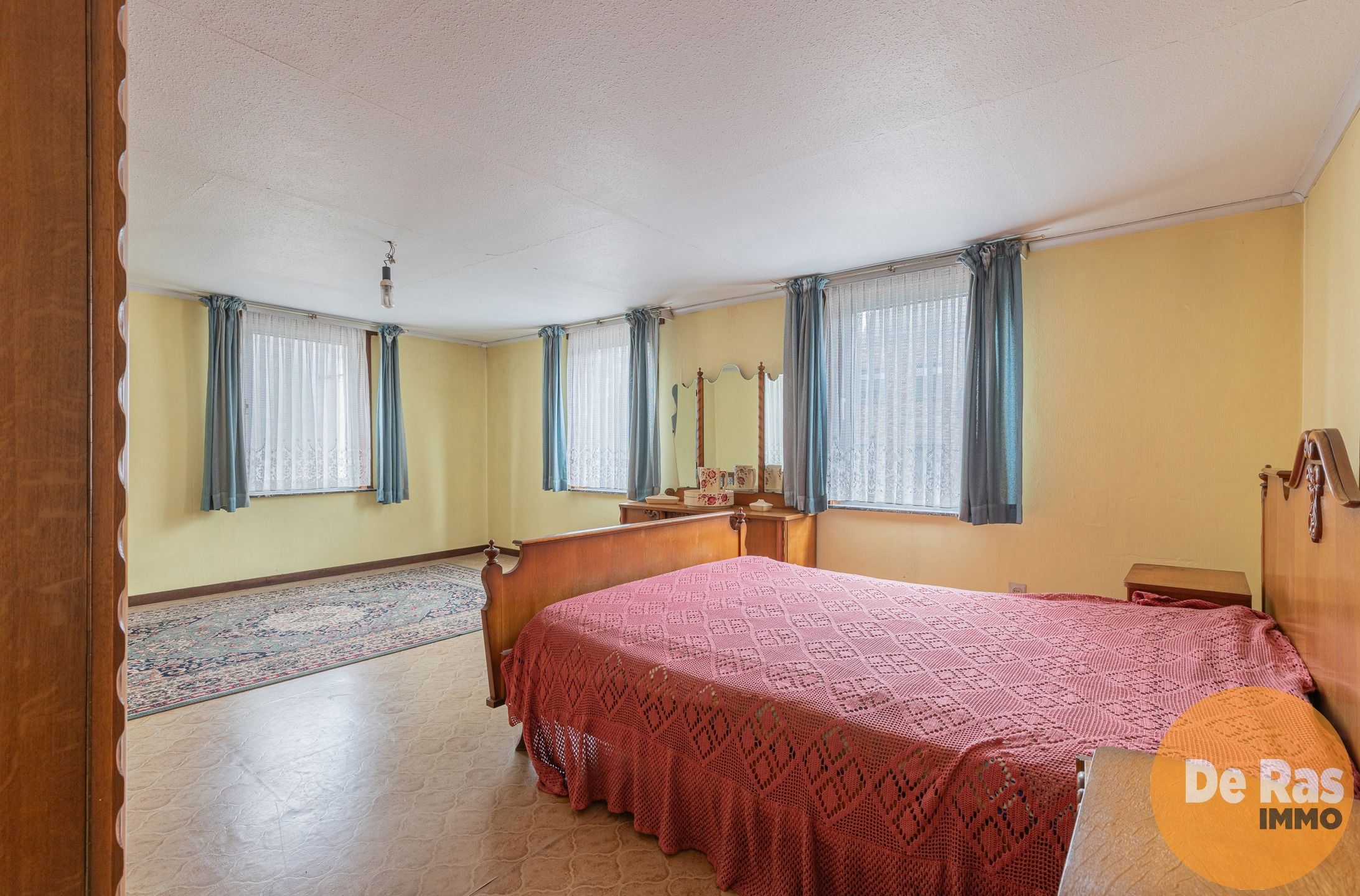 BORSBEKE - Te renoveren woning voorzien van tuin en garage foto 18