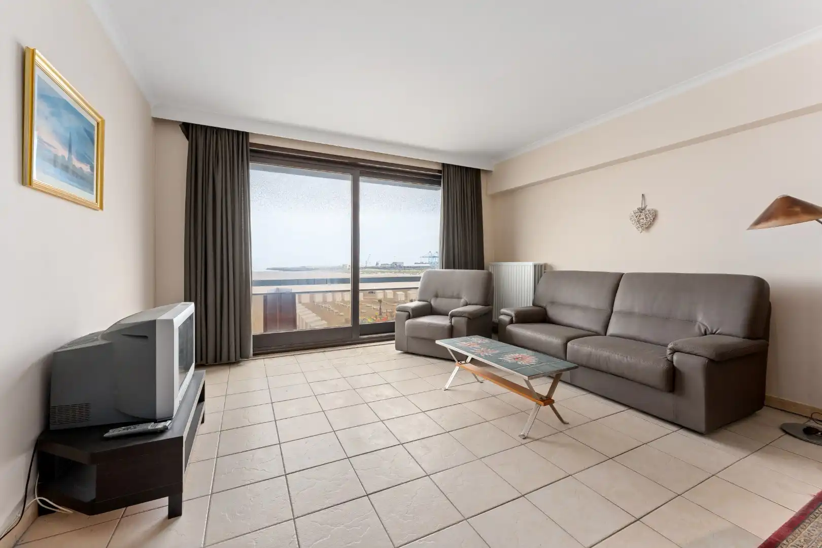 Ruim appartement met 3 slaapkamer op de Zeedijk - VKZ470 foto 6