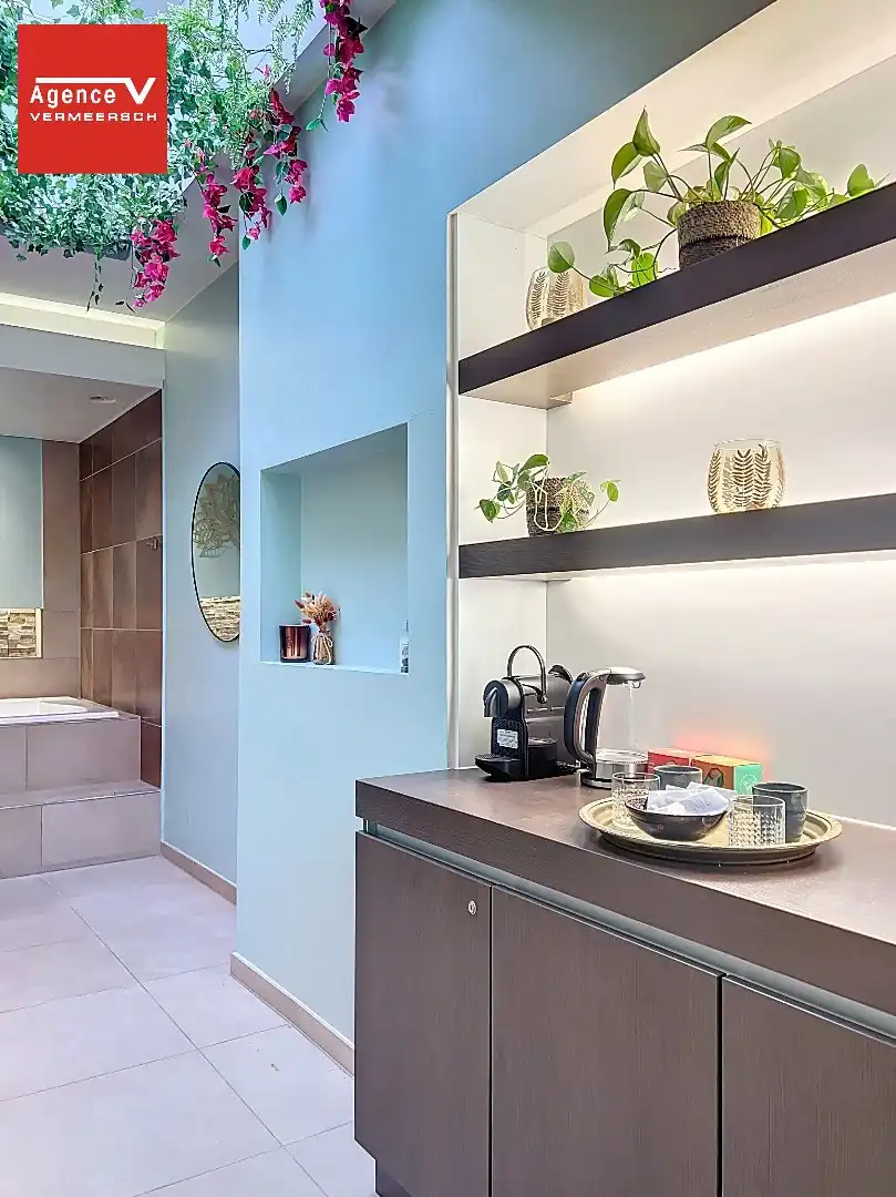 Uitstekend gelegen handelspand met authentieke gevel – Groentemarkt.  foto 12