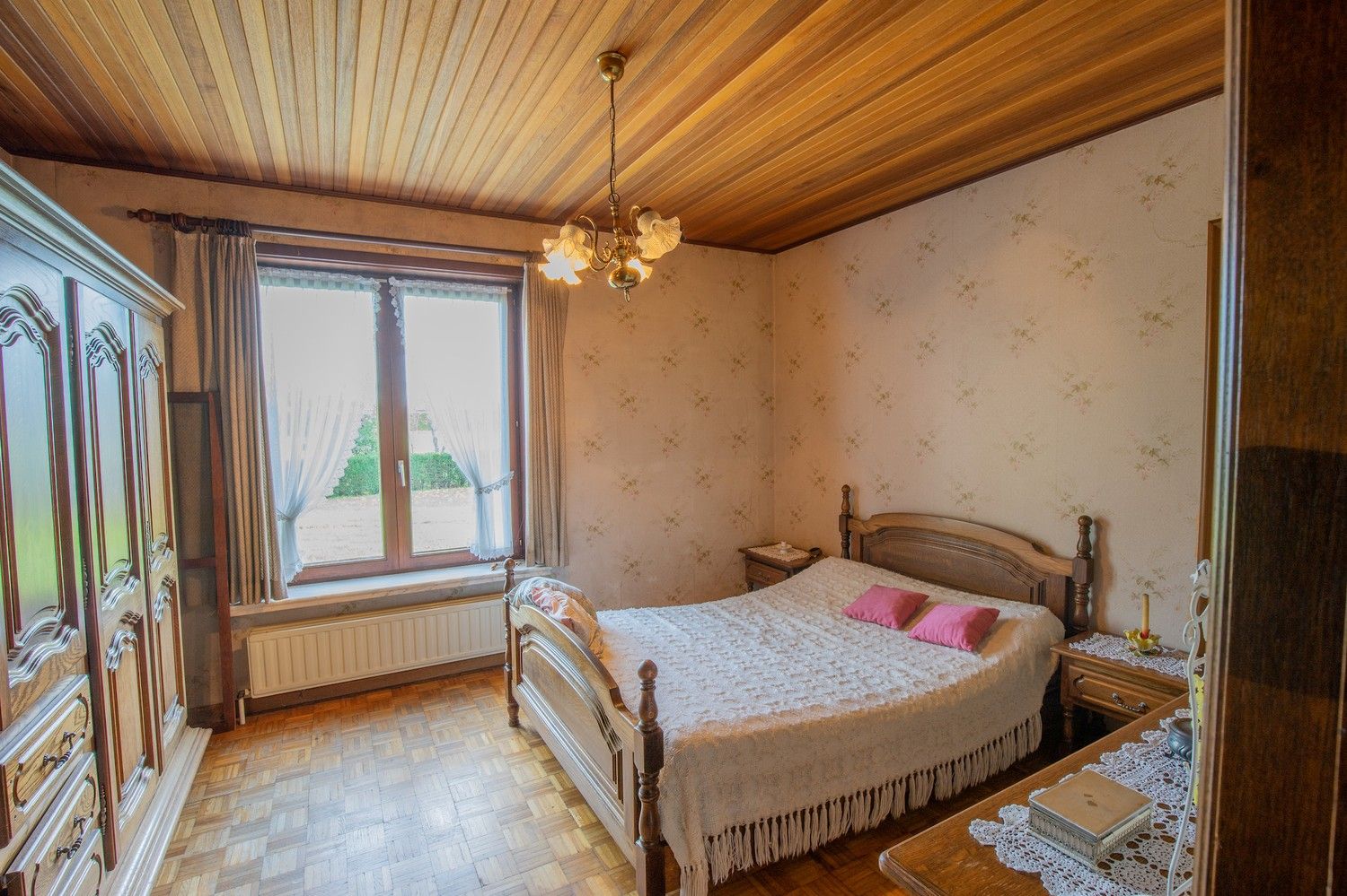 Rustig gelegen alleenstaande woning met westgerichte tuin en unieke bouwvergunning foto 13