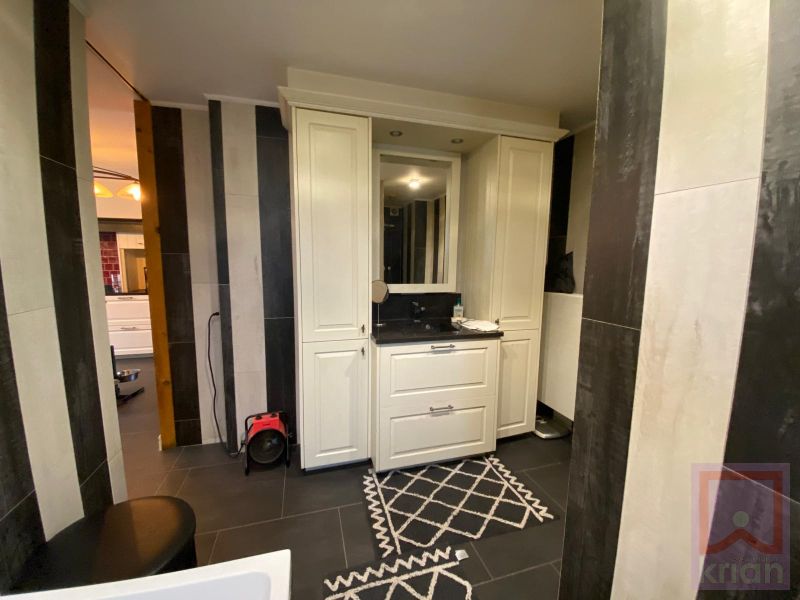 Ruime woning met grote garage (+-93m²) EN magazijn (+-170m²), centrum Geel, ideaal voor zelfstandige of vrij beroeper foto 14