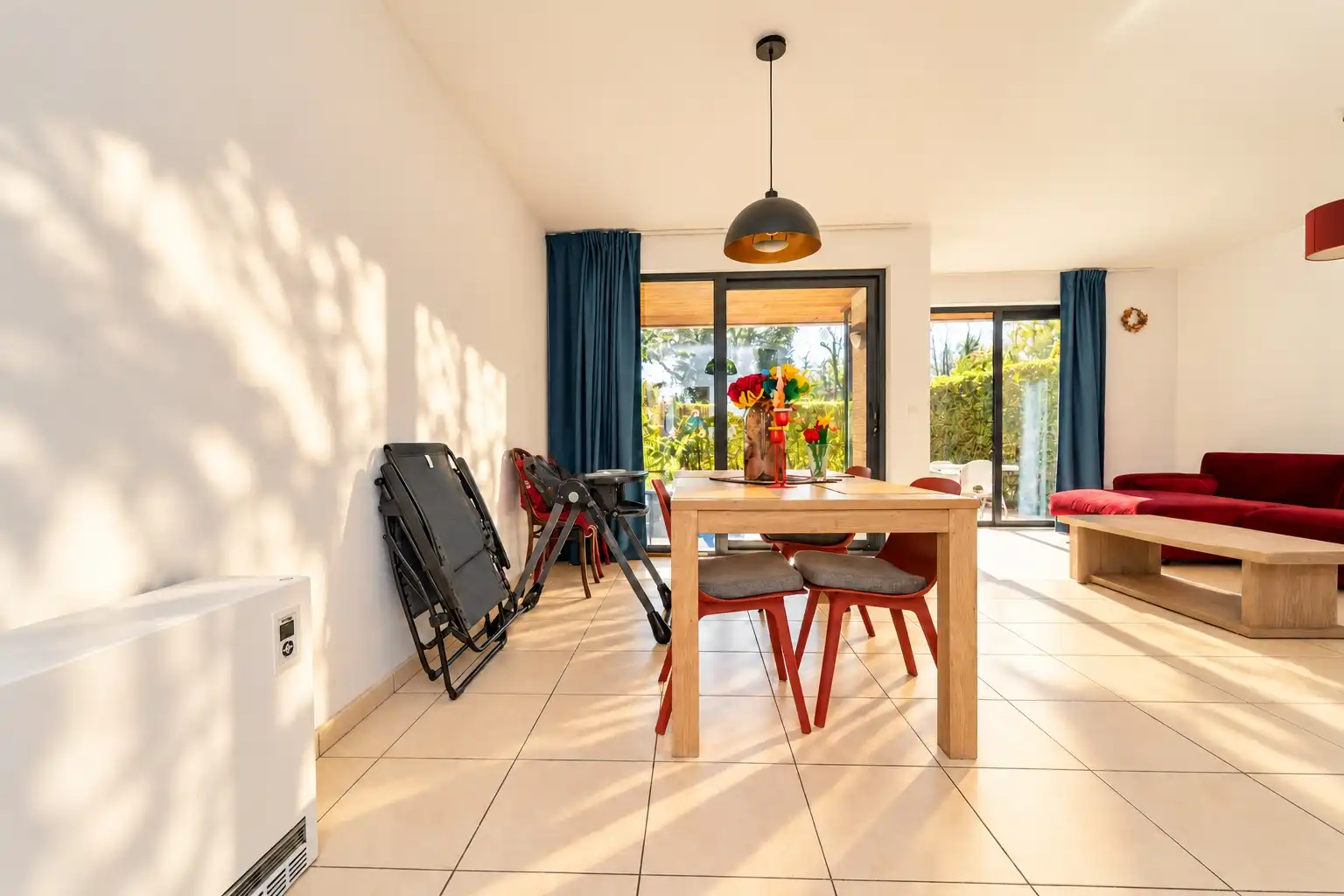 Gelijkvloers 2-slpk appartement met tuin! foto 6