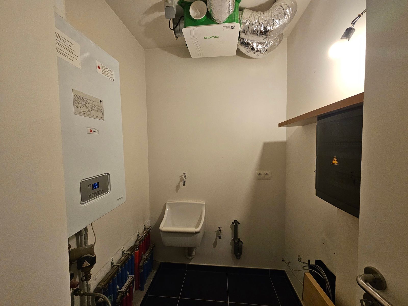 Tof instapklaar appartement met terras en autostandplaats! foto 13