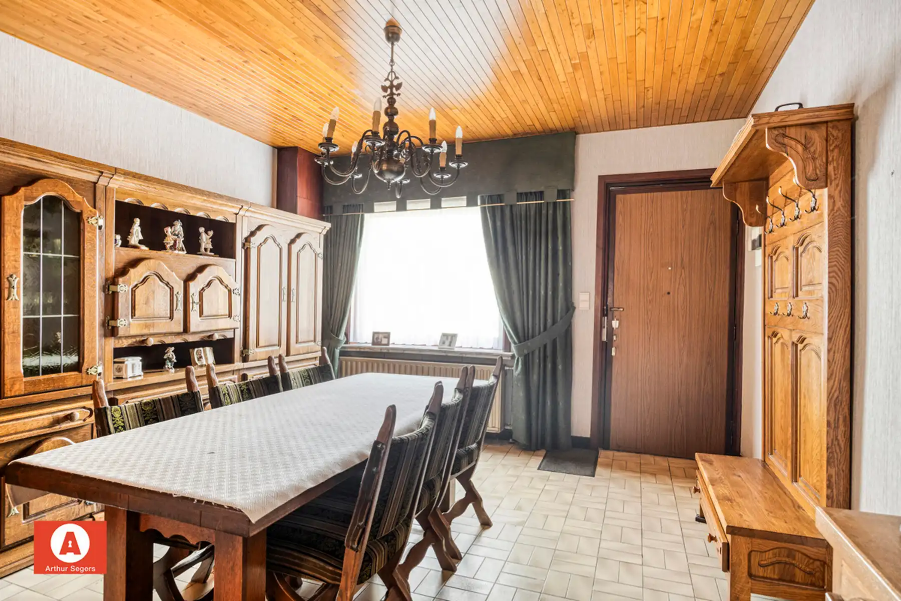 Te renoveren woning nabij centrum Buggenhout foto 5