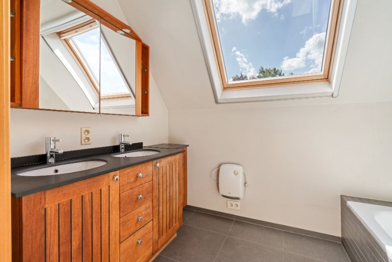 Vrijstaande woning rustige wijk - 832m² grond! foto 11