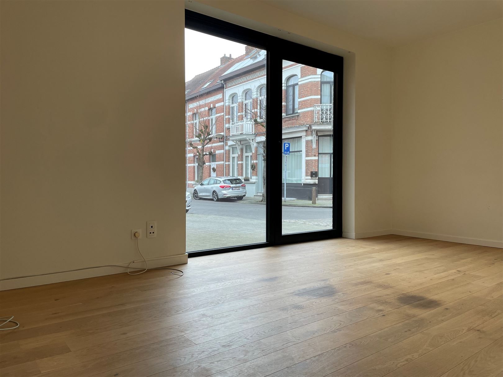 Gelijkvloers appartement met zonnig tuintje. foto 6