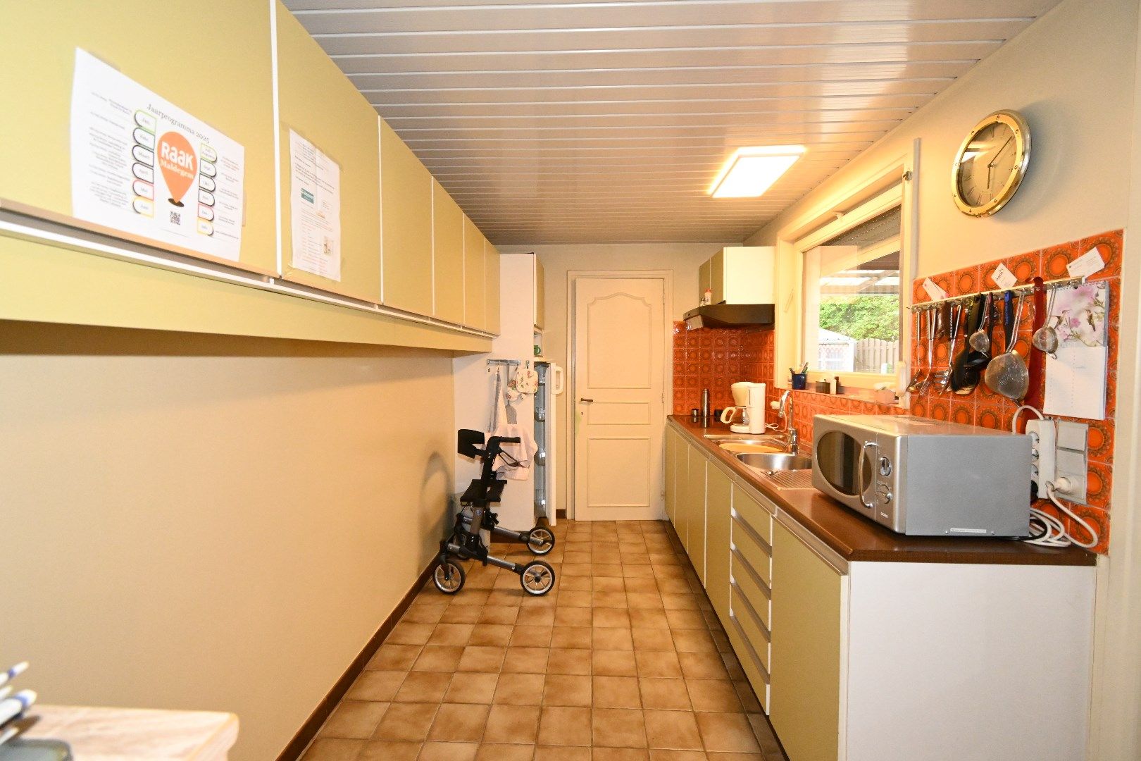Rijwoning met garage en tuinterras gelegen rand centrum Maldegem foto 5