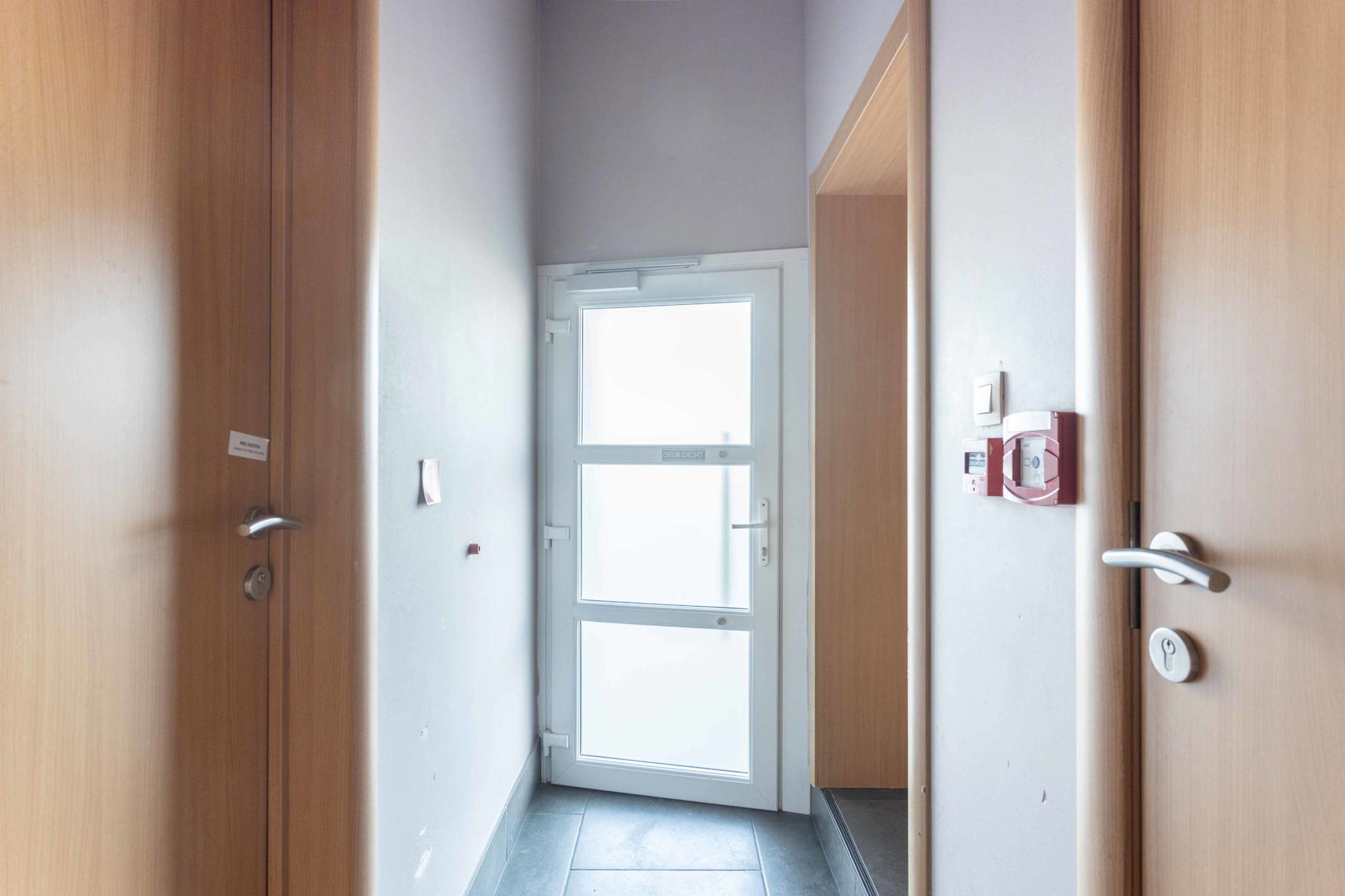 Gelijkvloers appartement vlakbij het station & het centrum! foto 11