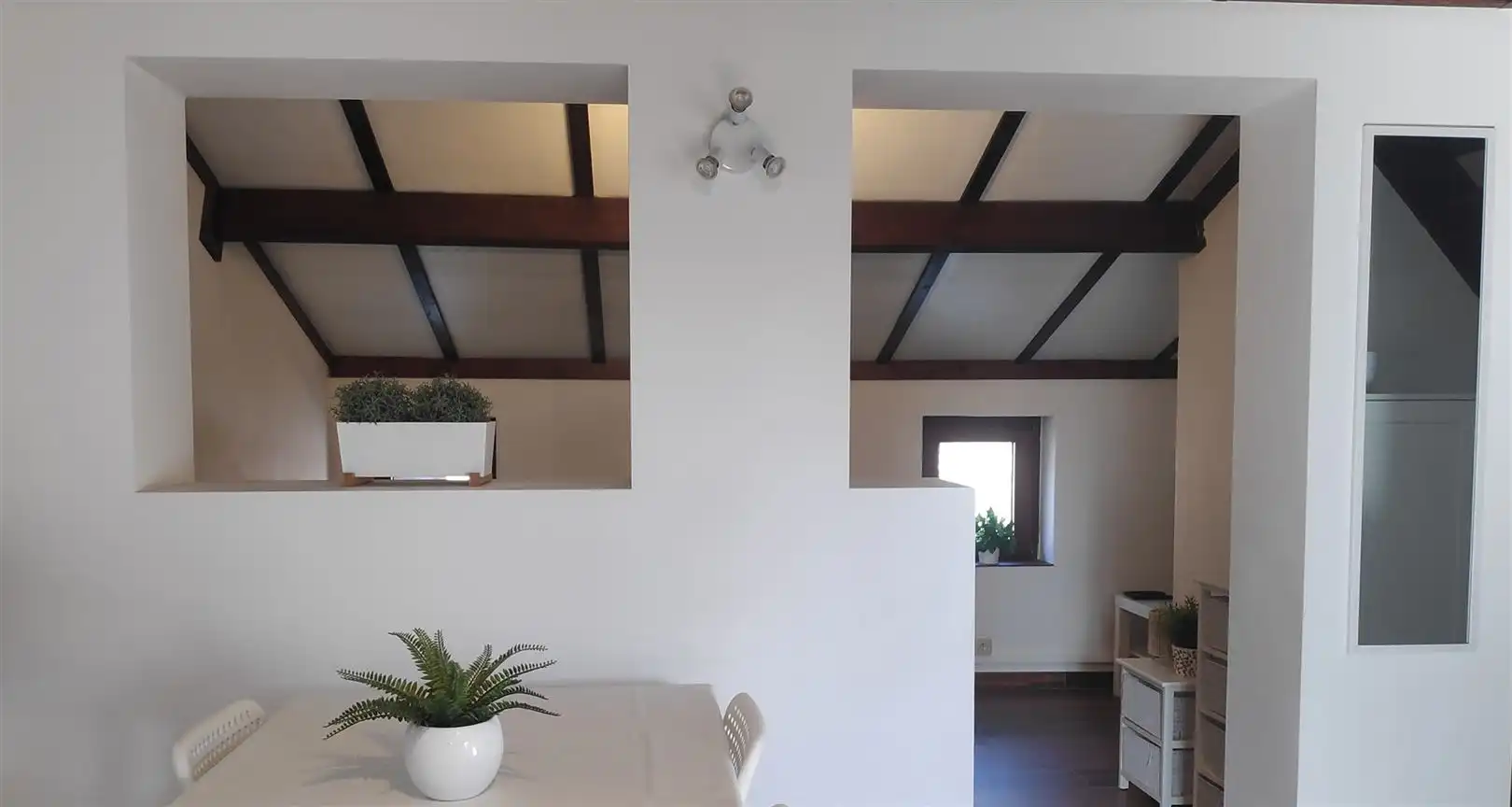 Mooi bemeubelde woning foto 6