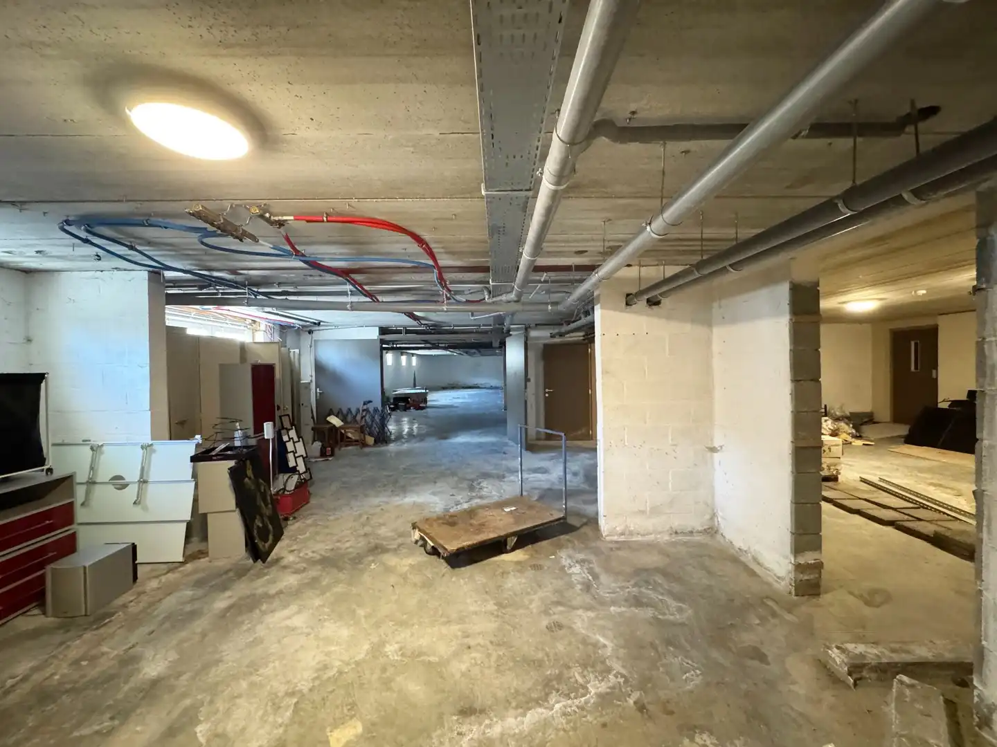 Unieke en ruime villa met 8 slaapkamers, lift, zonnepanelen en 10 parkeerplaatsen op riant perceel van 2.313 m² foto 45