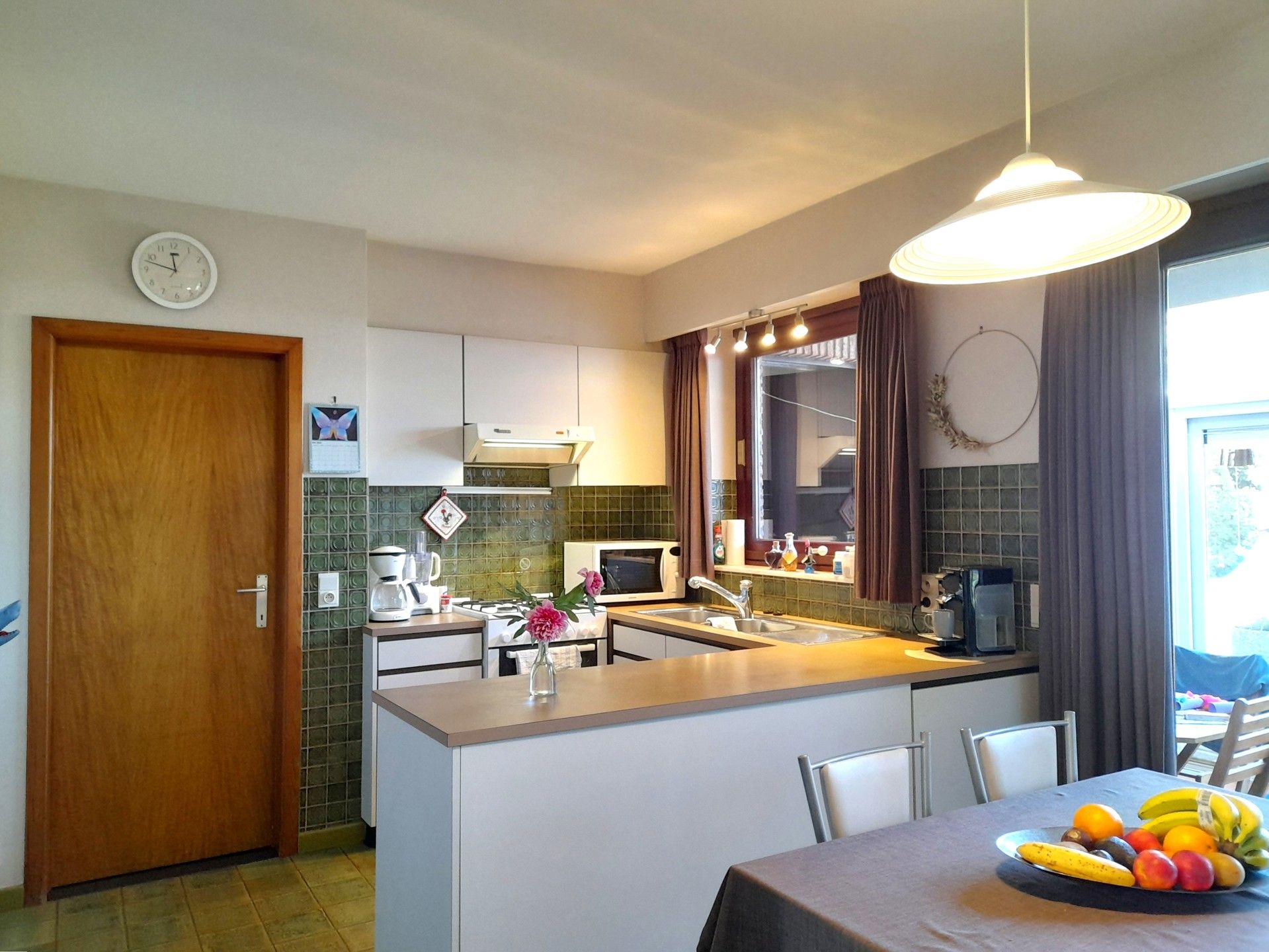 Top onderhouden eengezinswoning – centraal gelegen foto 9