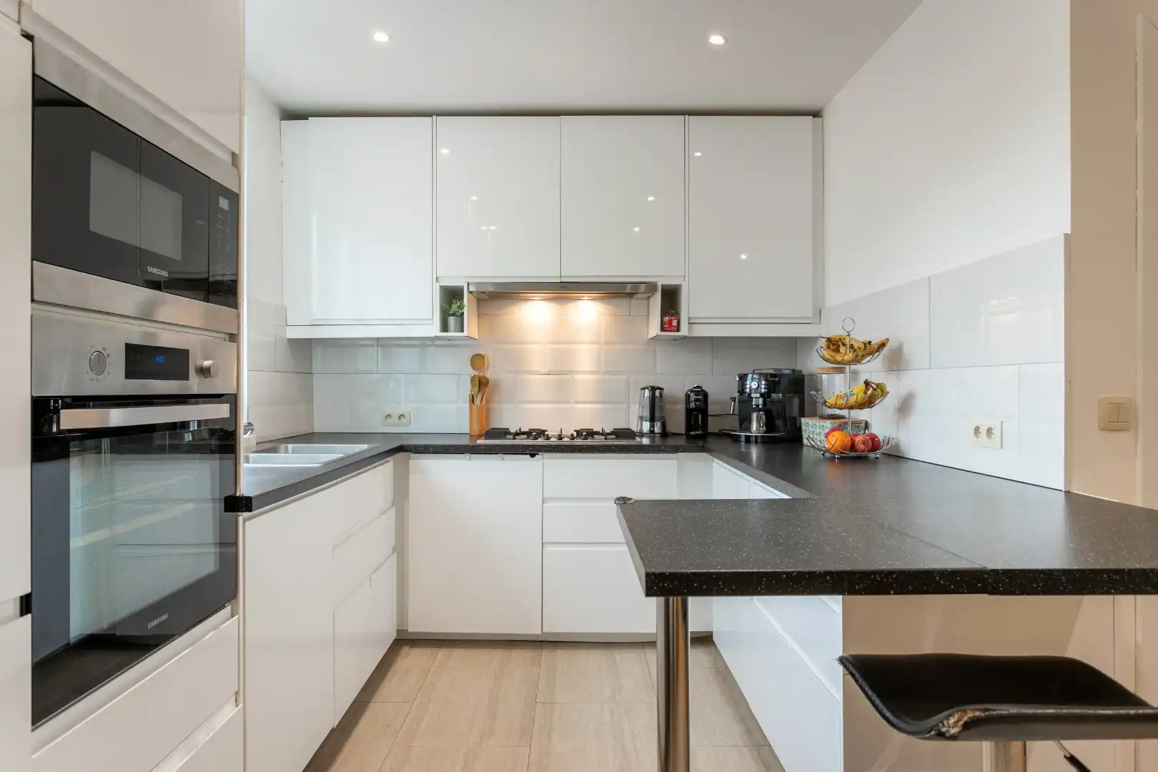 Ruime duplex (143m²) met 3 slaapkamers te Dworp foto 10