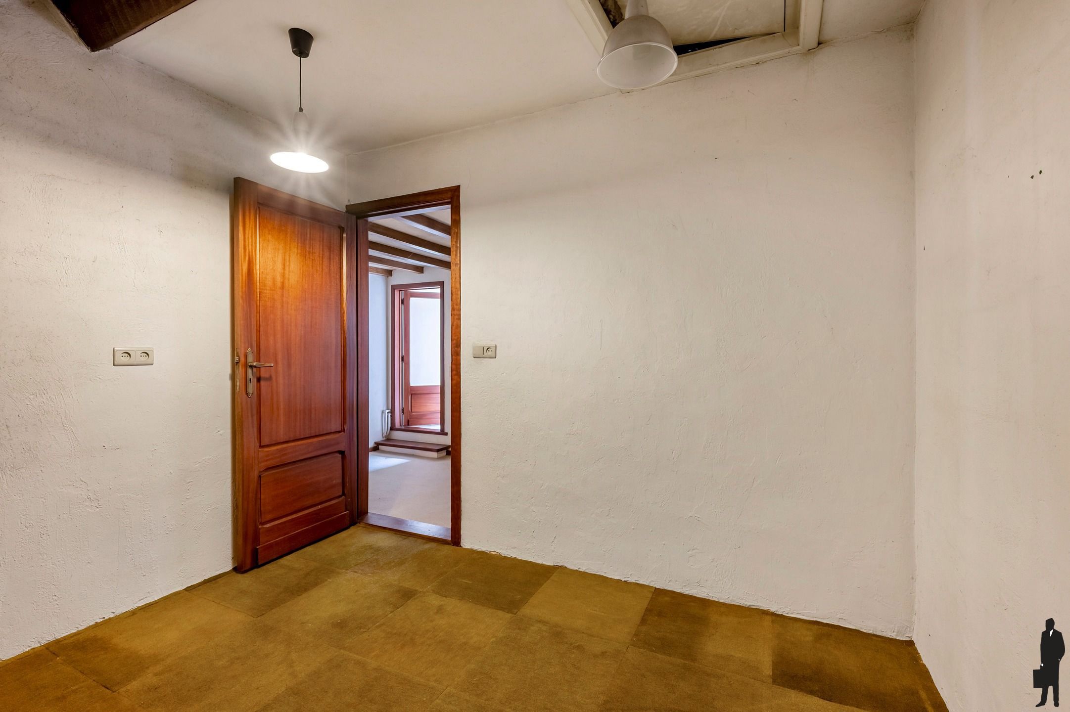 Goed onderhouden villa op centrale locatie foto 18