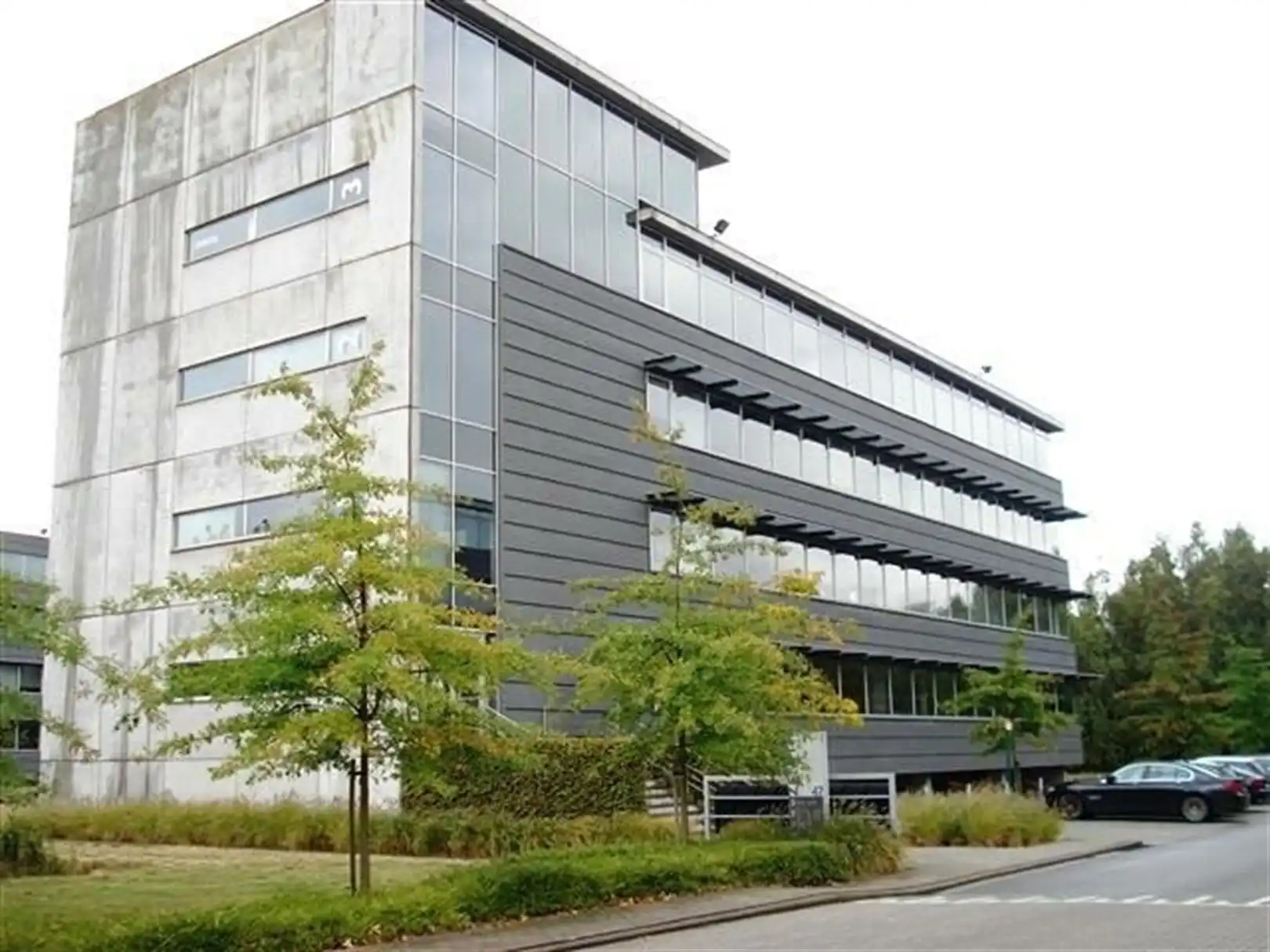 Kantoren te huur in Zenith Business Park foto {{pictureIndex}}