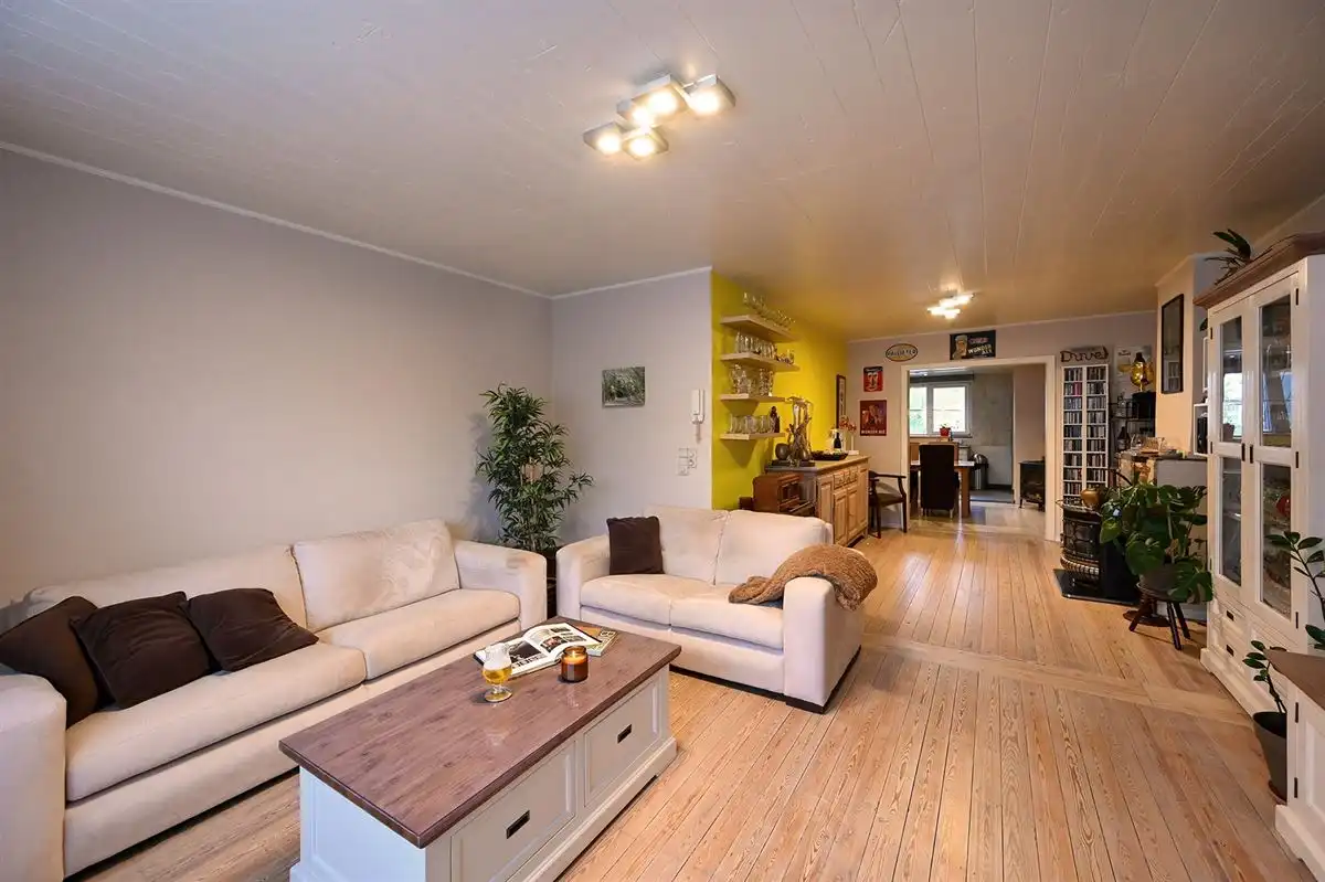 Ruime woning met veel mogelijkheden foto 6