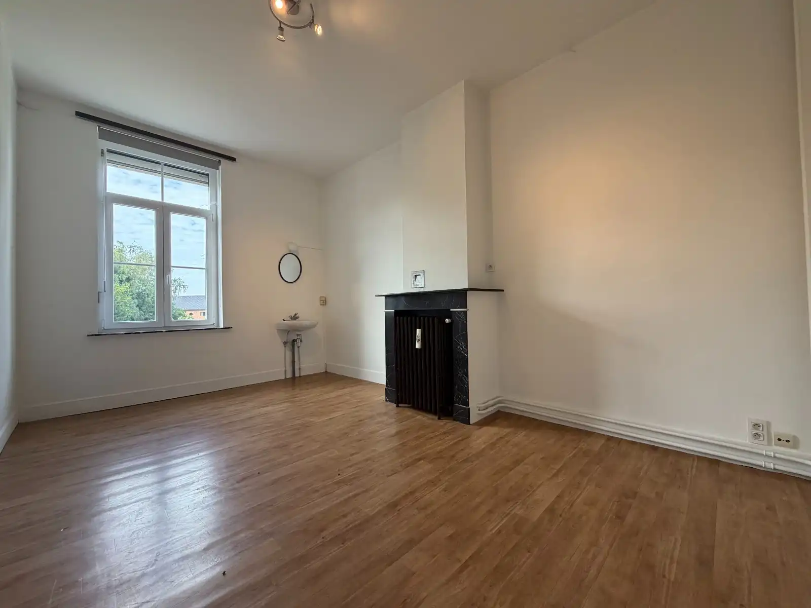 Prachtig herenhuis in het centrum van Kruishoutem foto 16