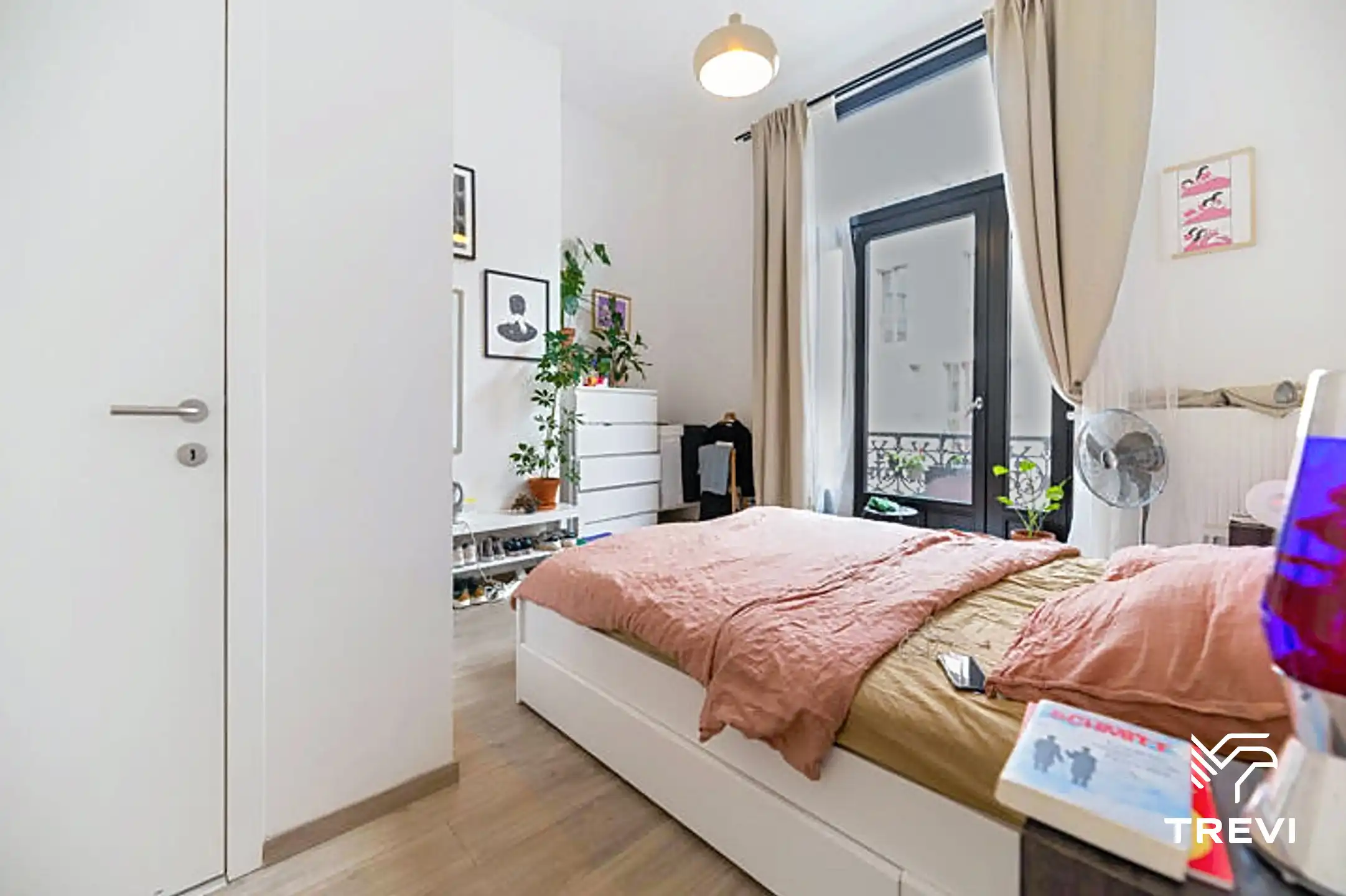 Schitterende kamer in een gedeeld huis in een gerenoveerde woning! foto 5
