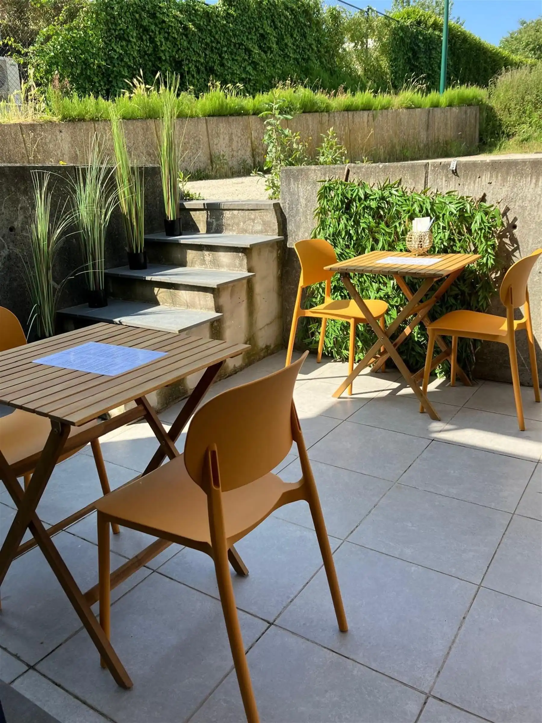 Brunchbar/Boetiek op toplocatie met terras, tuin & parking! foto 9