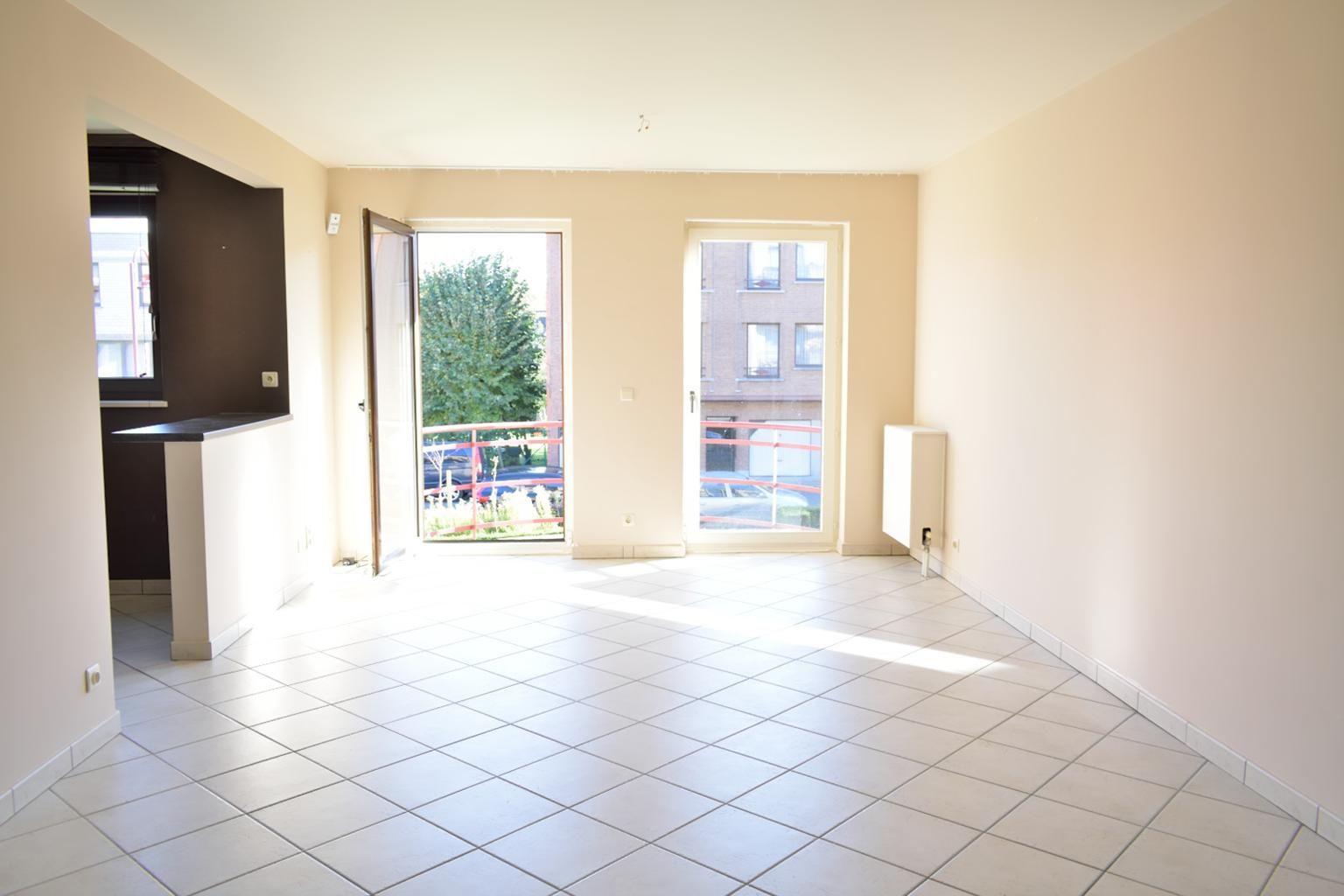 Instapklaar appartement met 2 terrassen, kelder en garage... foto 3