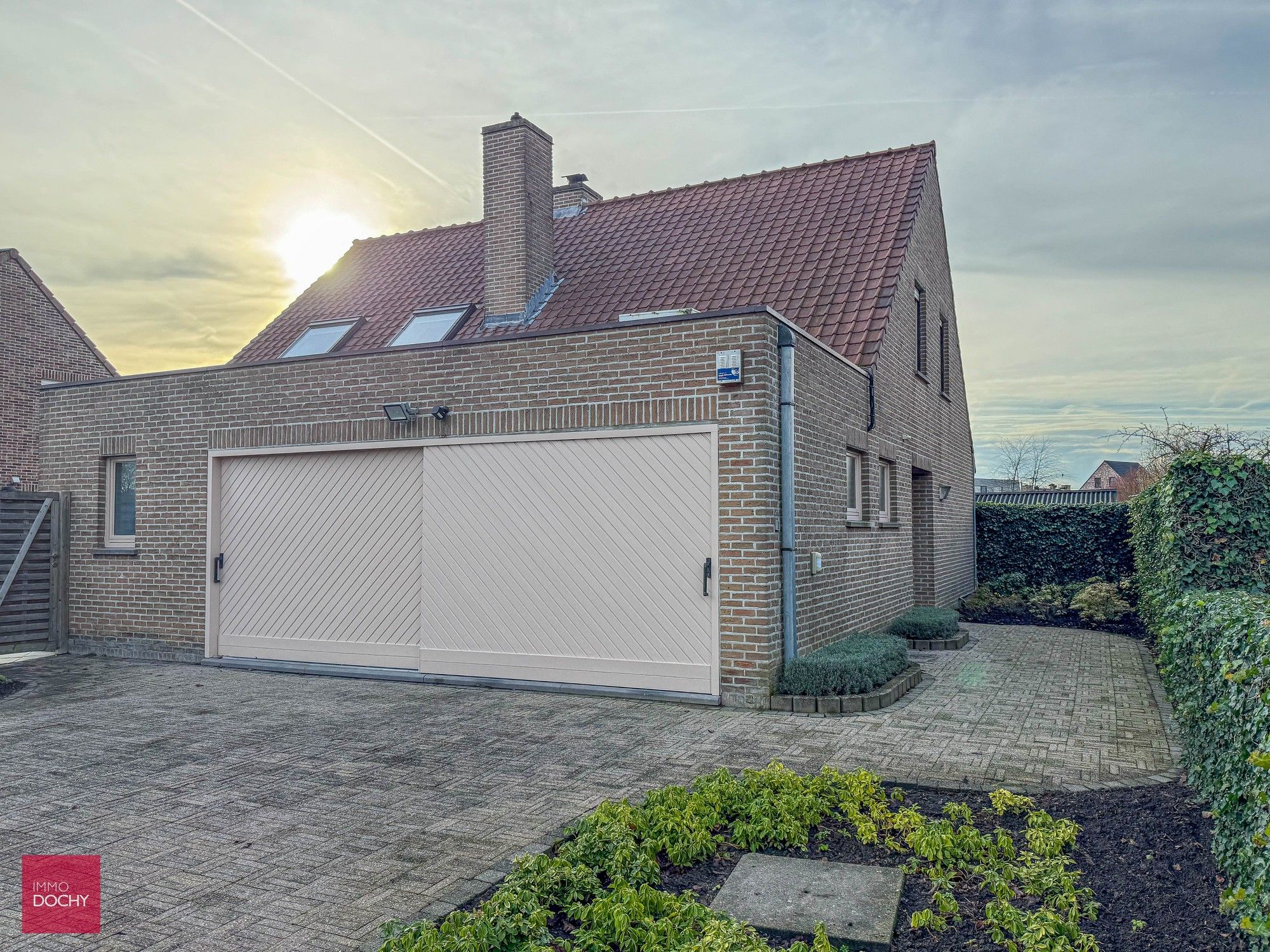 Instapklare lichtrijke alleenstaande woning | Lindestraat foto 26