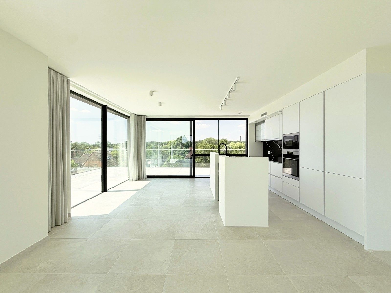 Appartement te huur foto 2