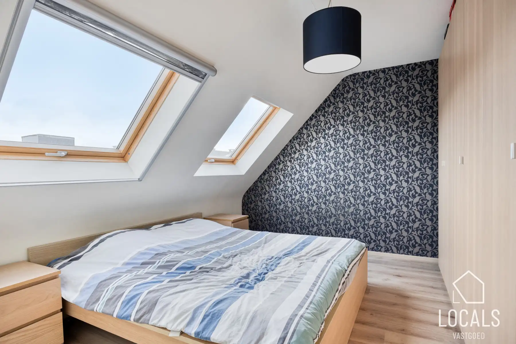 Bemeubeld 2-slaapkamer penthouse + staanplaats op -1, Ninove foto 12