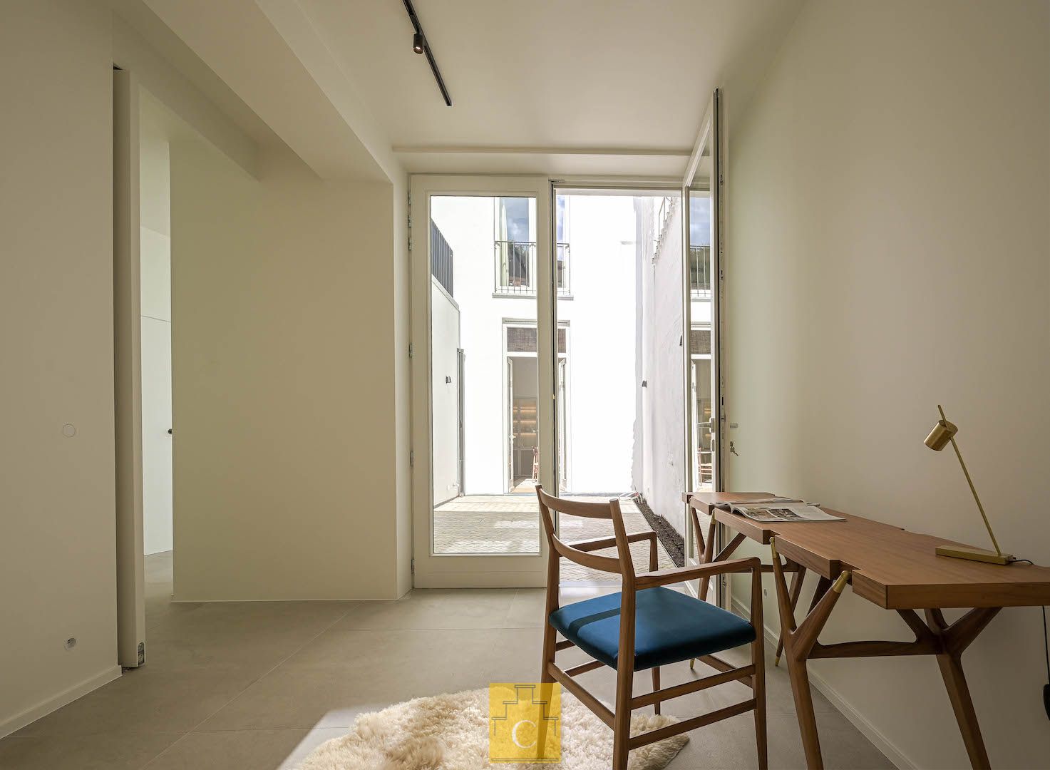 pas gerenoveerd diephuis op iconisch stadsplein, een meesterwerk van historiek en hedendaagse luxe foto 20