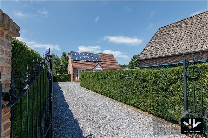 Toffe instapklare gezinswoning in kindvriendelijke omgeving te Hasselt foto 4