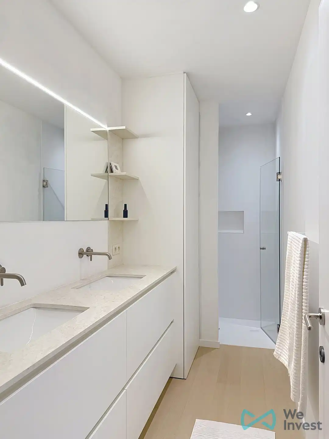 Instapklaar, centraal gelegen appartement met 2 slaapkamers foto 10