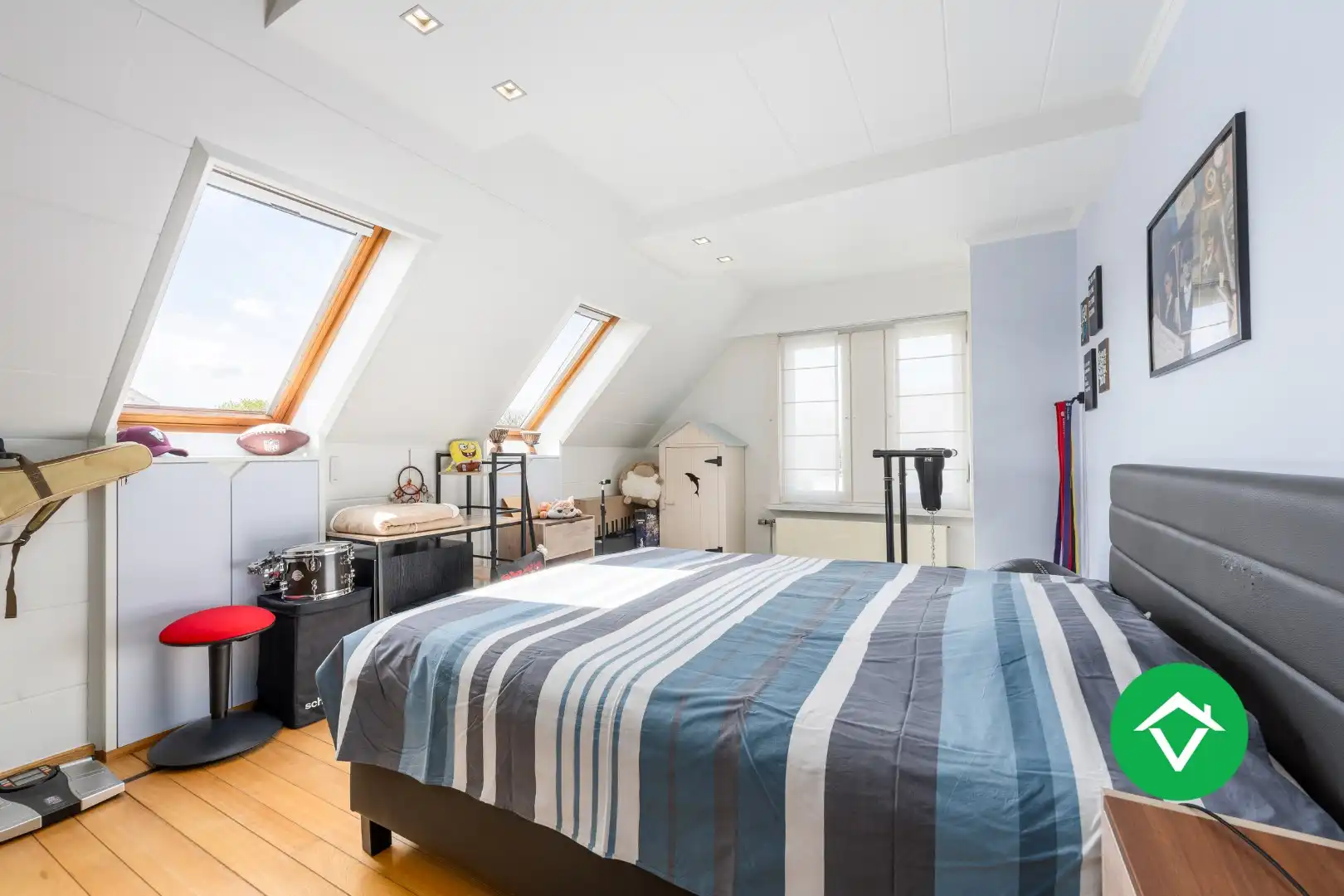 Alleenstaande woning met 5 slaapkamers en garage te Torhout  foto 19