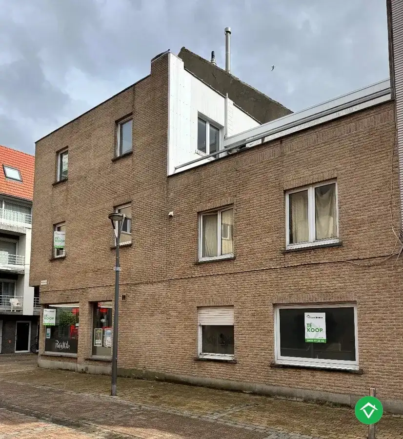 Opbrengsteigendom te koop in centrum Bredene foto 27
