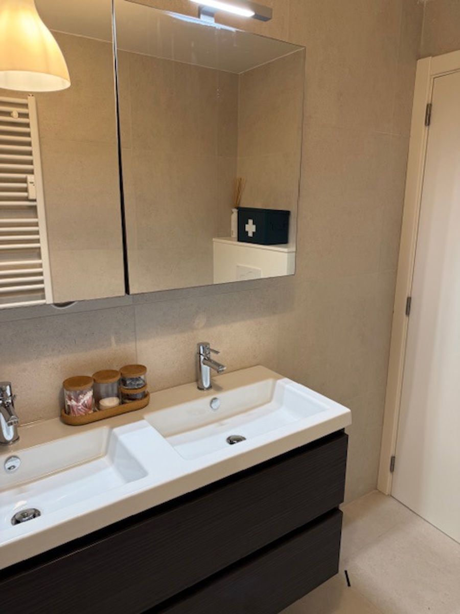 Te huur: ruim gelijkvloers appartement nabij stadscentrum van Aalst foto 17