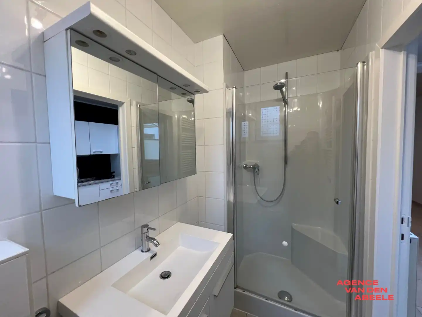 Instapklare woning met 2 slaapkamers foto 9