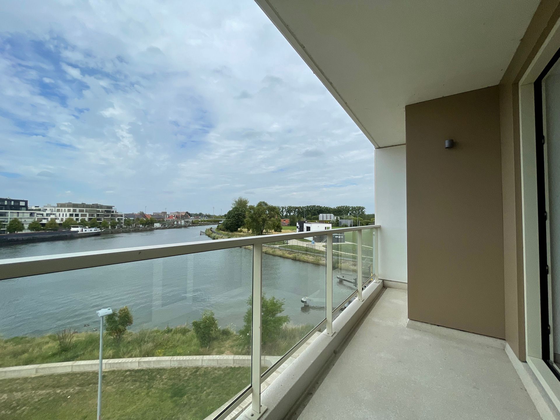 Nieuwbouwappartement met Scheldezicht en zonneterras foto 16
