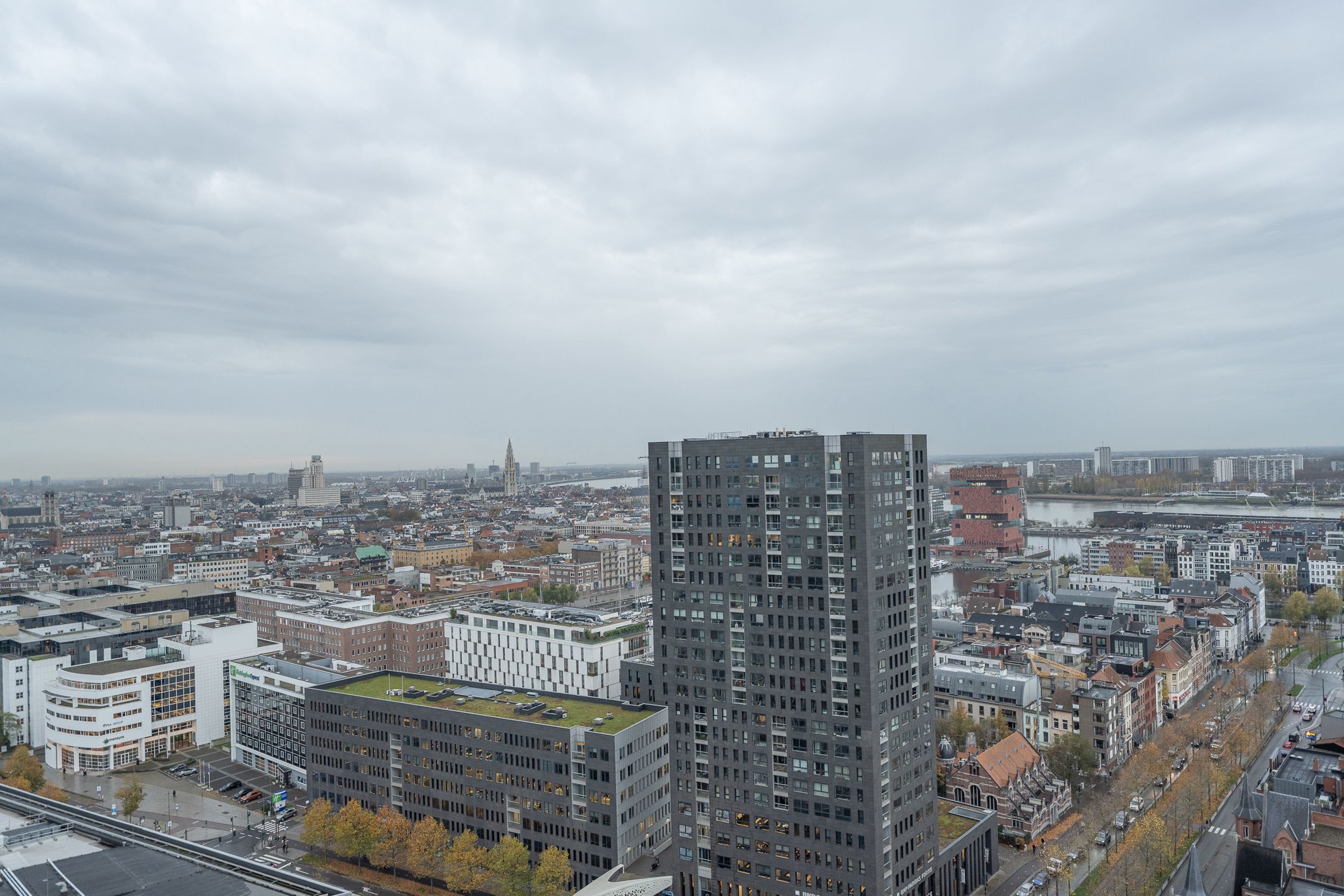 Luxe en energiezuinige penthouse met 3 slaapkamers en terras foto 9