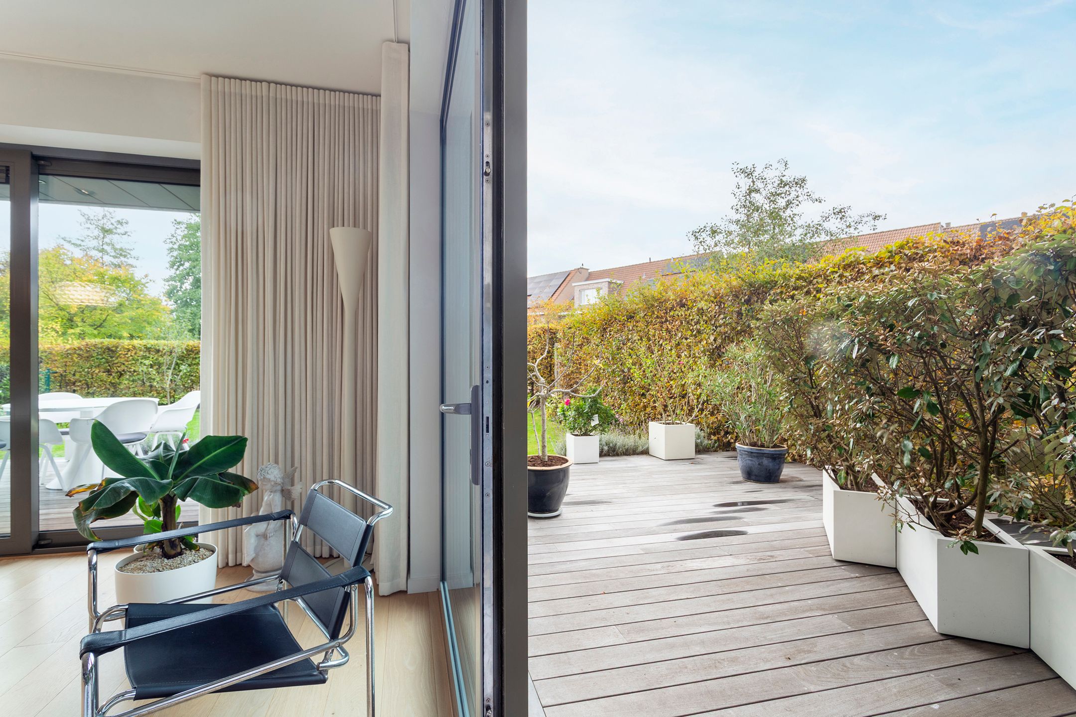 licht gelijkvloersappartement met 3 slpks en riante tuin foto 8