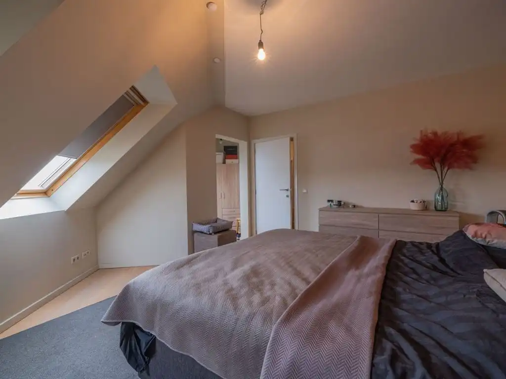 Modern duplex appartement met ondergrondse autostaanplaats foto 22