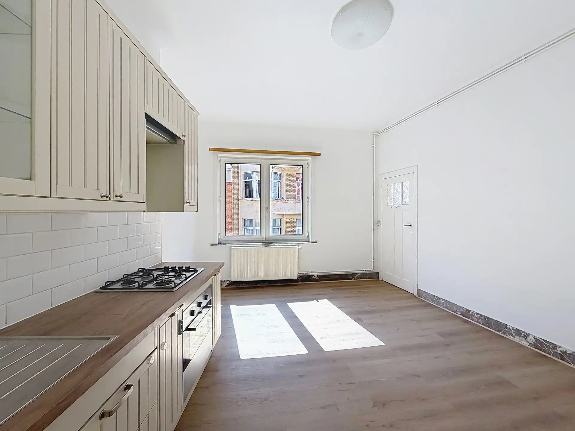 Gerenoveerd appartement met 1 slaapkamer  foto 7