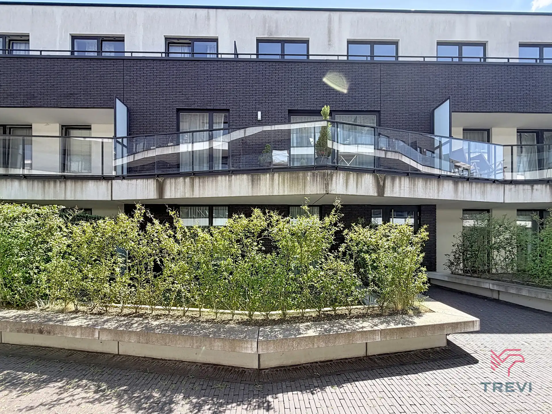 JUBELPARK – Ideaal gelegen studio! foto 11