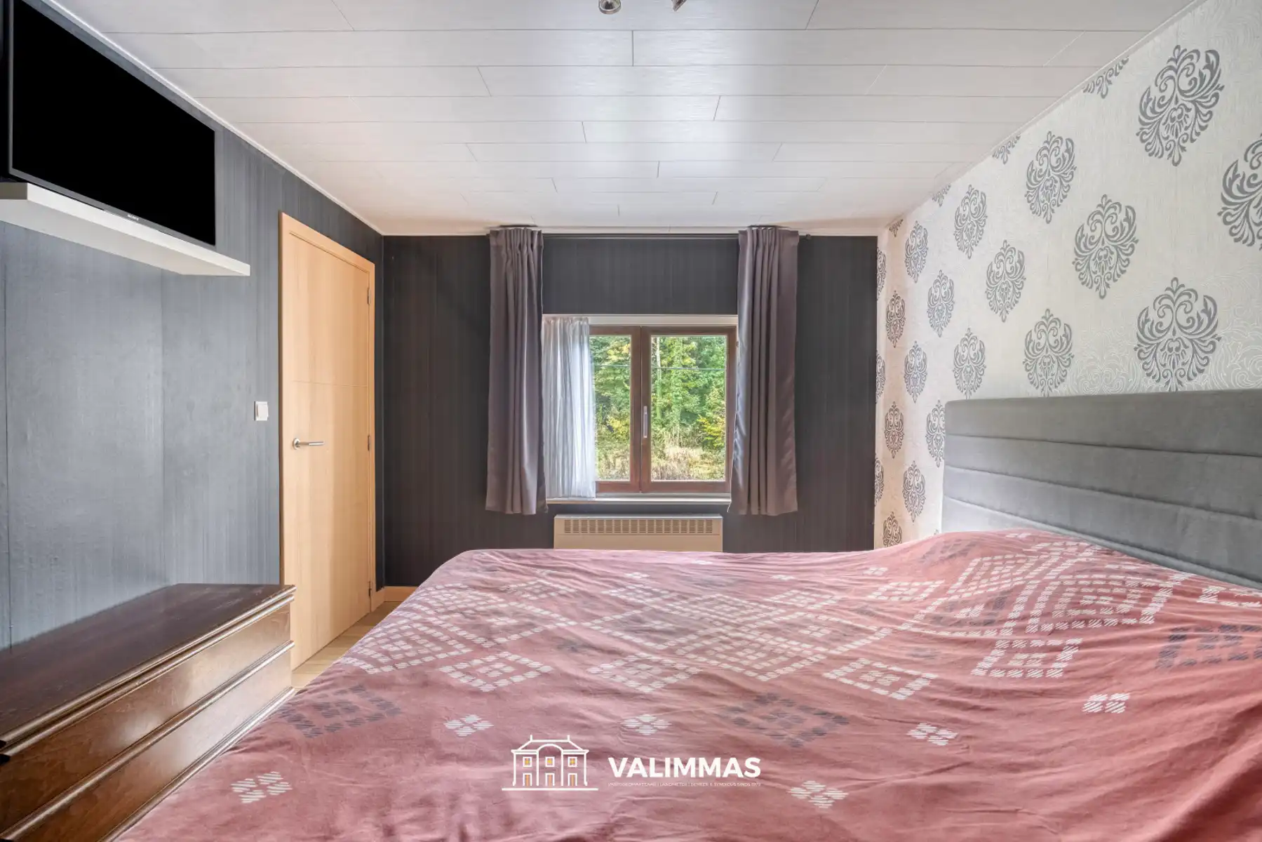 Verzorgde, mooi gelegen driegevelwoning met garage & tuintje foto 15