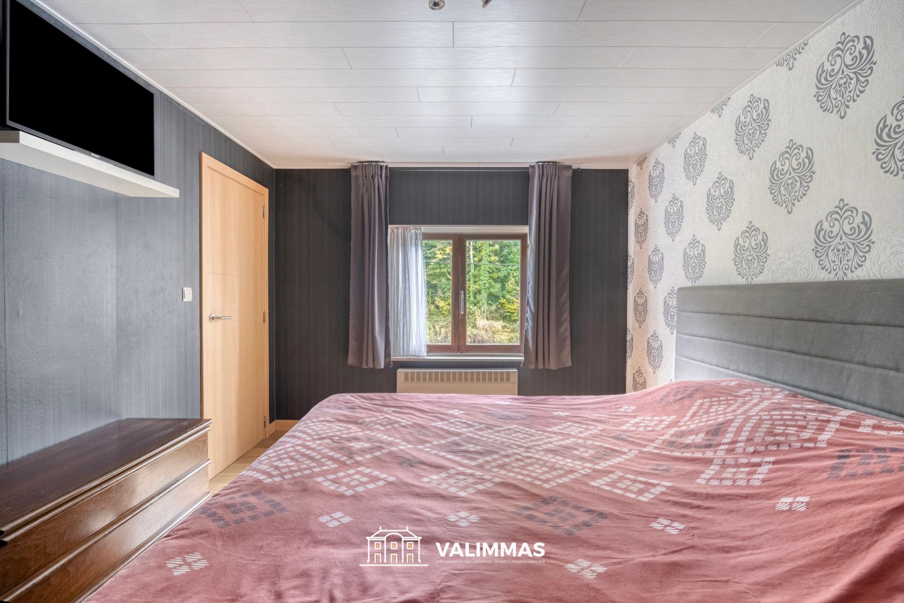 Verzorgde, mooi gelegen driegevelwoning met garage & tuintje foto 15