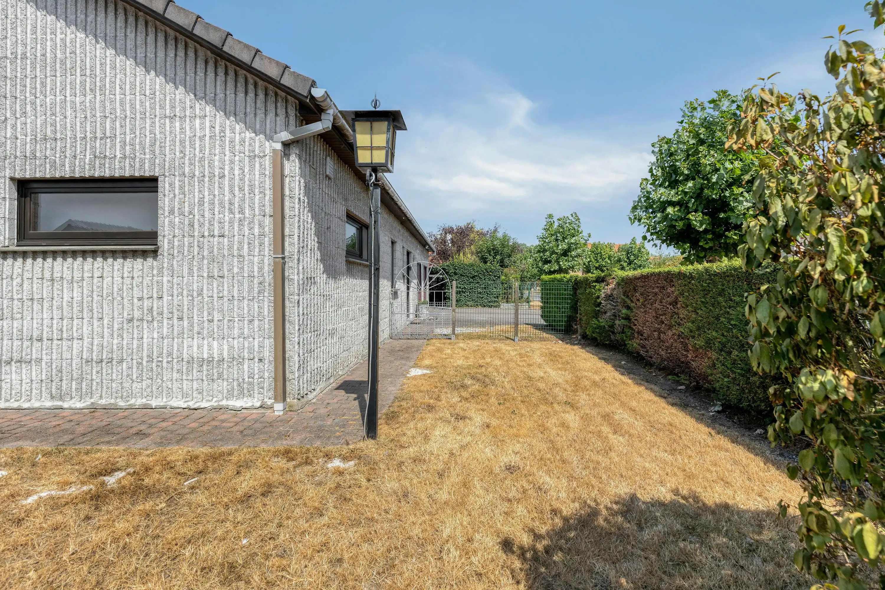 Ruime instapklare woning met 3 slaapkamers te koop in Oostduinkerke! foto 29