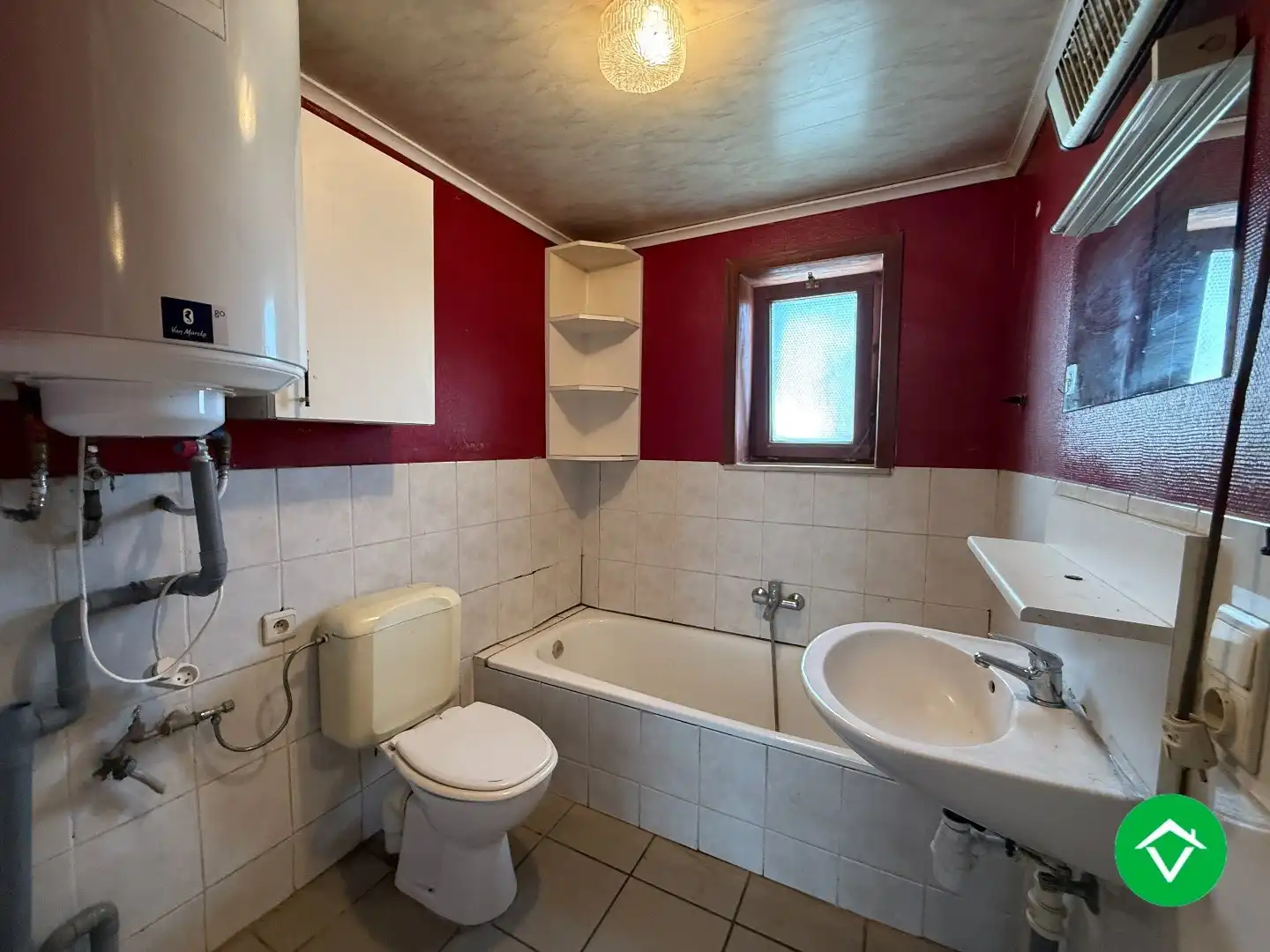 Op te frissen rijwoning met 3 slaapkamers en tuin in centrum Staden foto 7