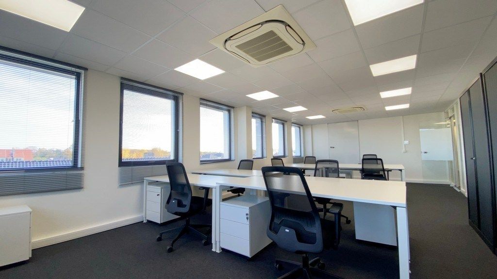 Full service kantoren in Idola Bedrijvencentrum in Lochristi foto 3